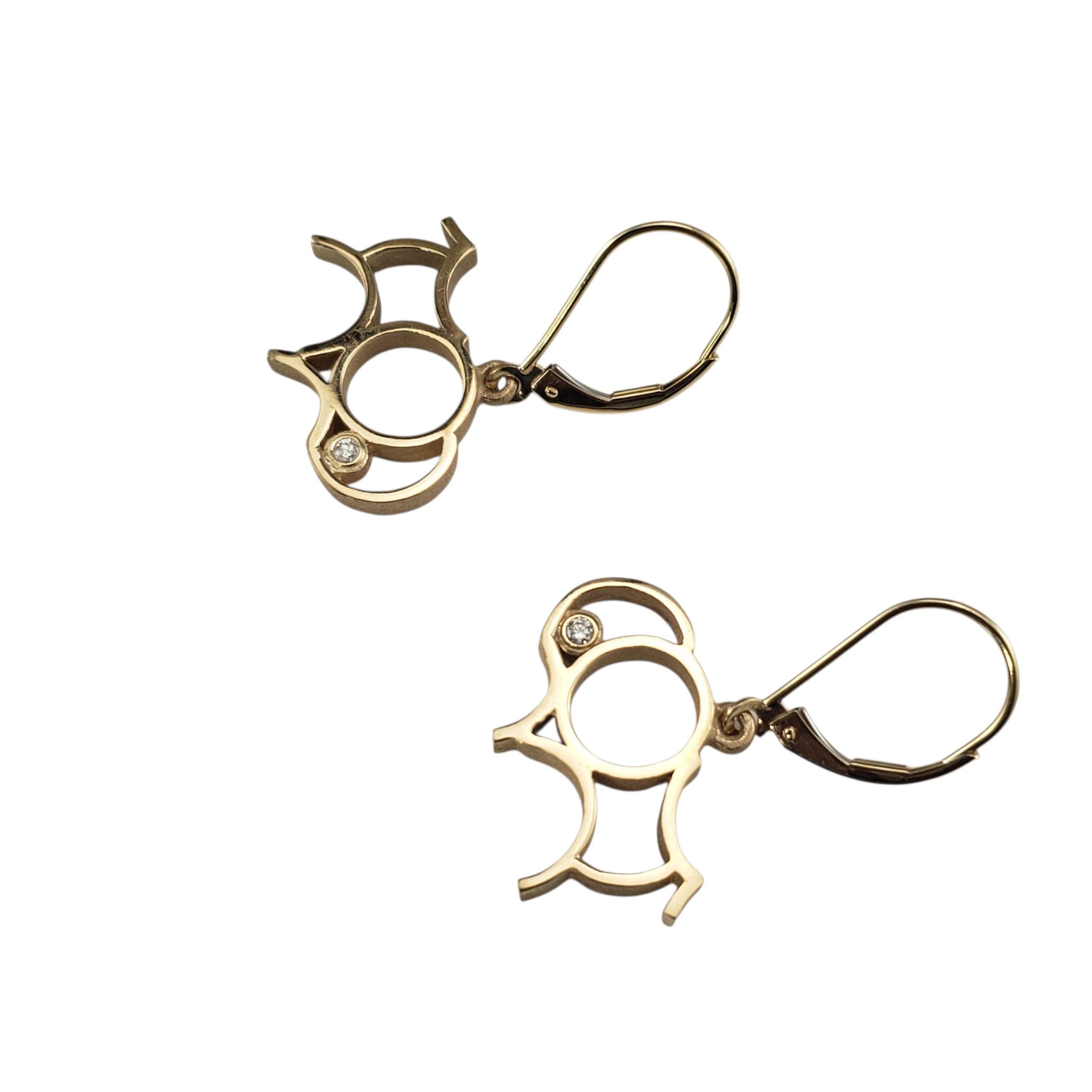 Taille brillant Boucles d'oreilles pendantes en or jaune 14K avec buffle ouvert et diamant #23404 en vente