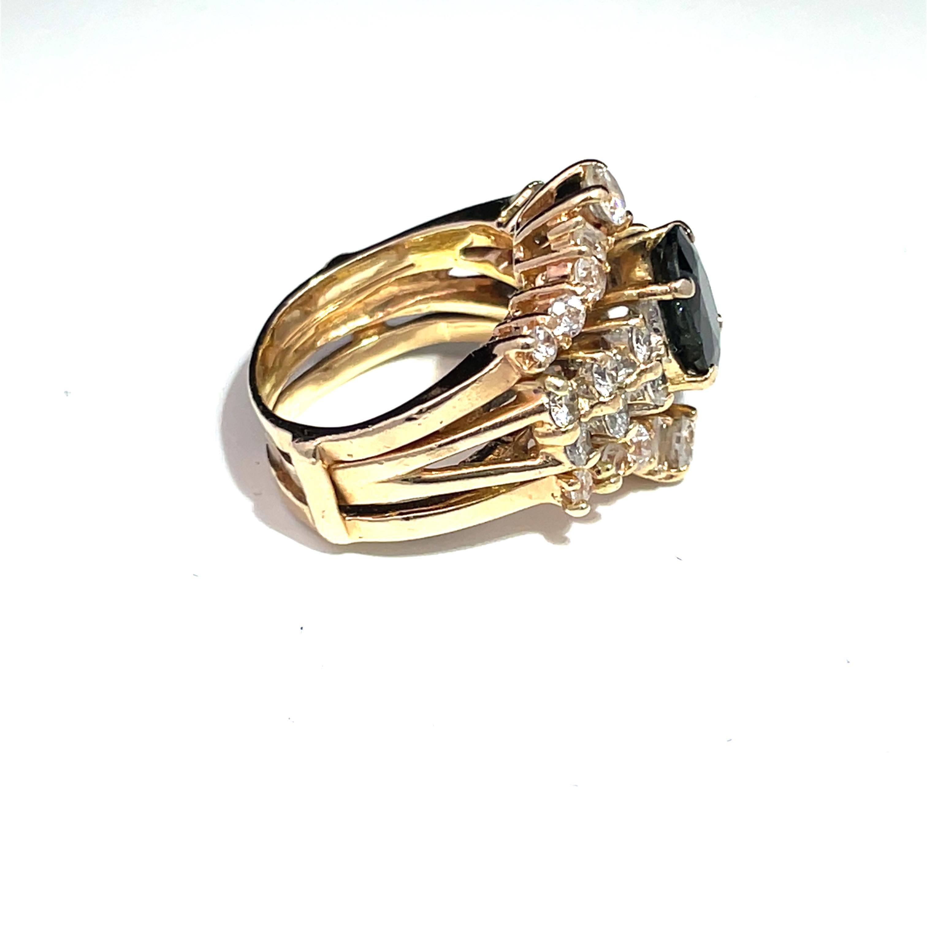 14k Yellow Gold Diamond & Oval Sapphire Ring For Sale 1