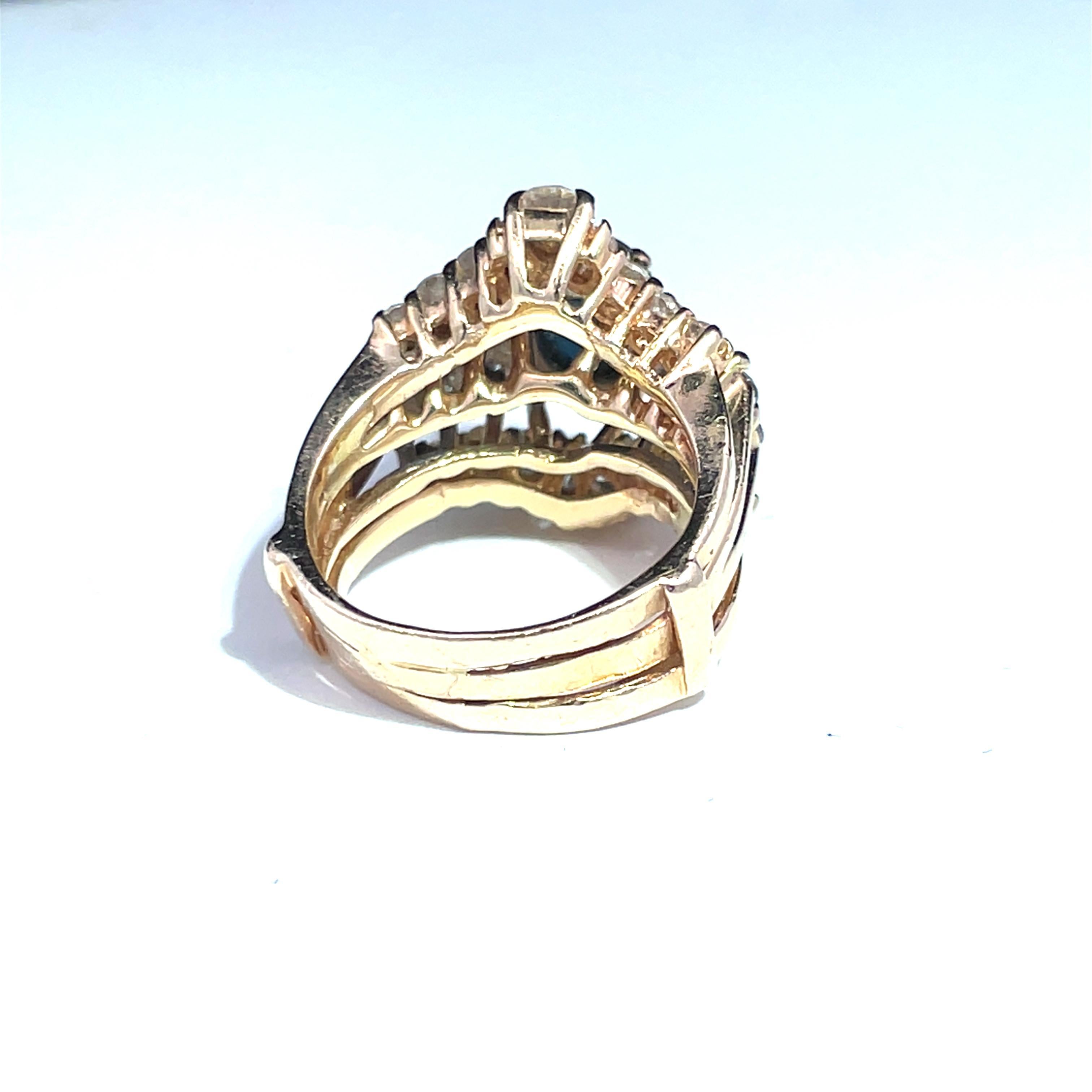 14k Yellow Gold Diamond & Oval Sapphire Ring For Sale 2