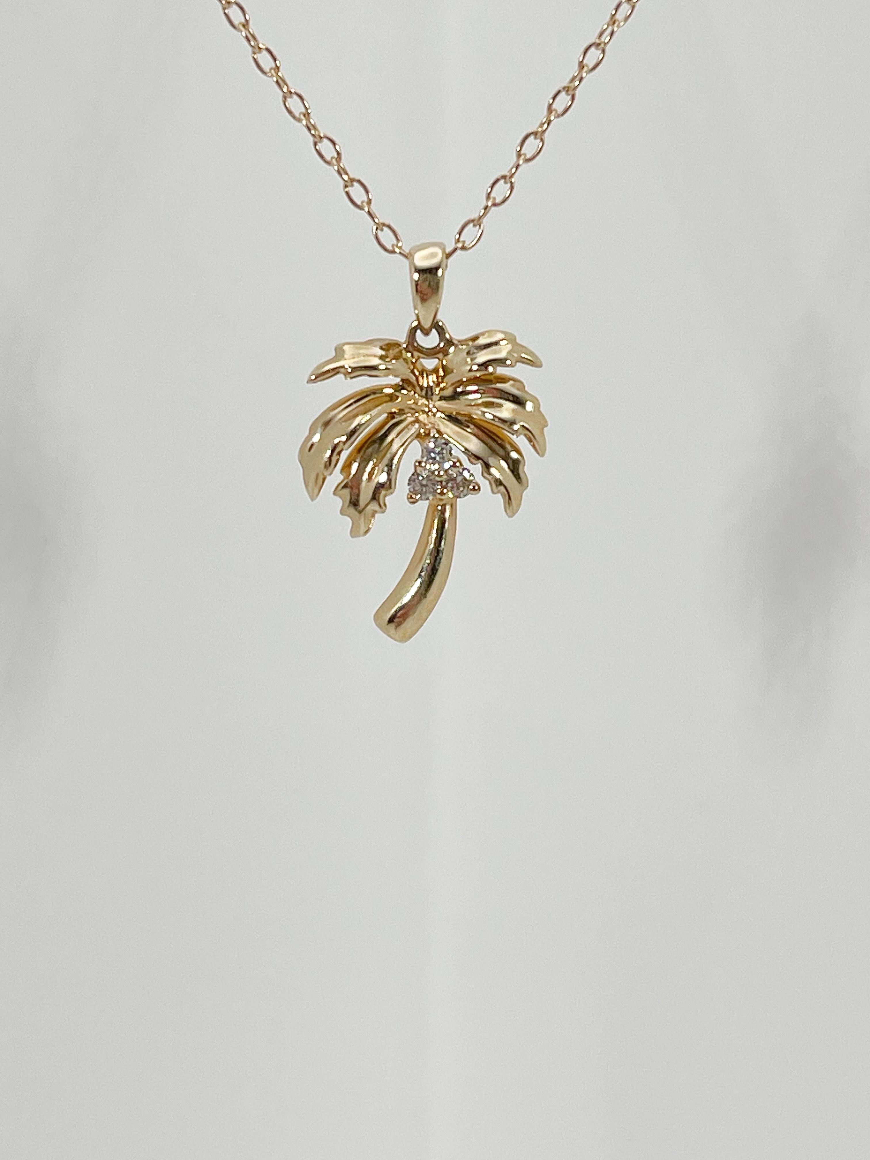 Round Cut 14K Yellow Gold Diamond Palm Tree Pendant Necklace For Sale