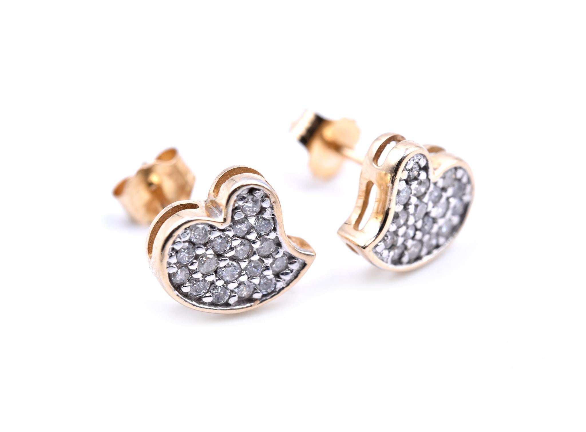 Round Cut 14 Karat Yellow Gold Diamond Pavé Heart Stud Earrings