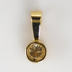 Ciondolo con diamante in oro giallo 14K 0,80ct