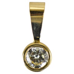 Colgante de diamantes de oro amarillo de 14 quilates 0,80 ct