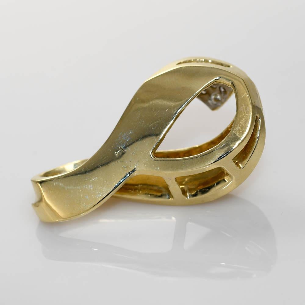 Taille brillant Pendentif en or jaune 14 carats avec diamants 1,00 ct. pt., 10,6 g en vente