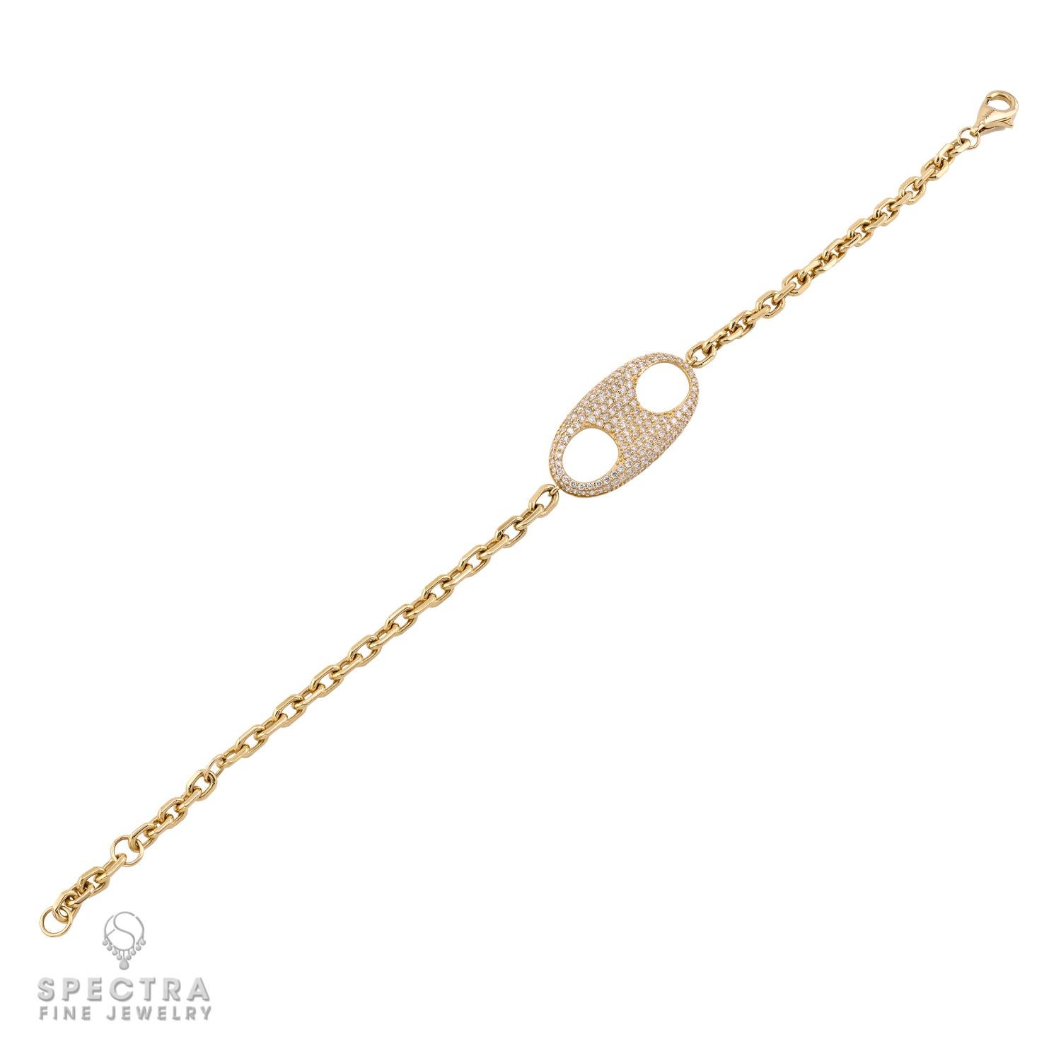 Touche d'élégance raffinée, ce bracelet pendentif en diamant est réalisé en or jaune 14k et conçu pour briller sans effort à chaque mouvement. La chaîne délicate comporte un pendentif en diamant étincelant, serti d'environ 0,50 carats de diamants de