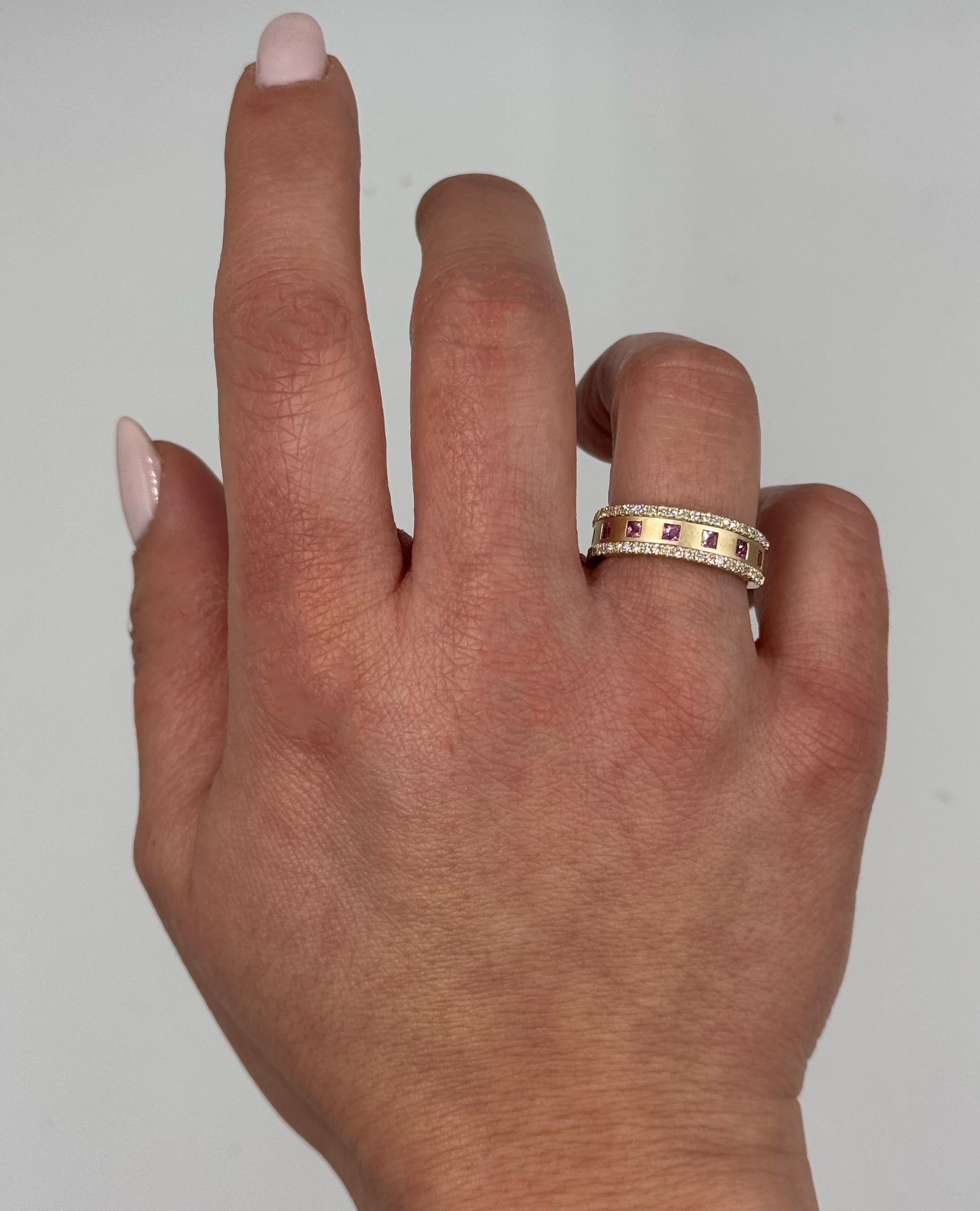 Women's 14K Yellow Gold Diamond & Pink Sapphire Fashion Ring For Sale