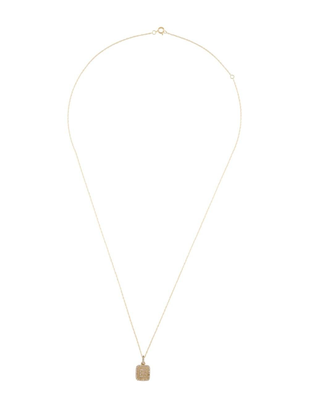 Il s'agit d'un adorable collier à l'initiale délicate en or 14k avec environ 0,12 ct. - 0,15 ct. de diamants ronds scintillants selon l'initiale. Couleur et clarté du diamant GH-SI1-SI2. Livré avec une chaîne en or 14k de 16-18