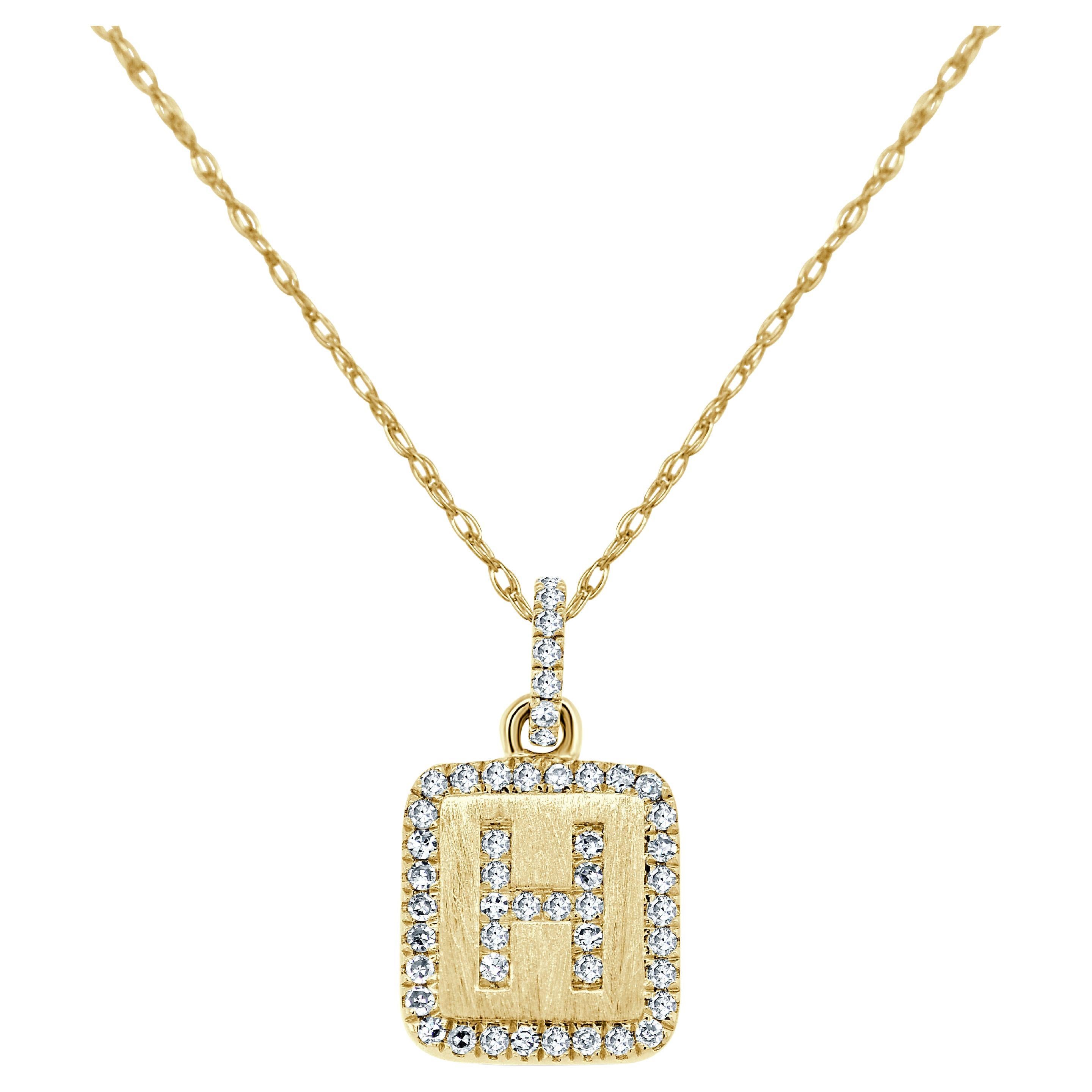 Collier d'initiales H en or jaune 14 carats avec plaque de diamants pour elle en vente