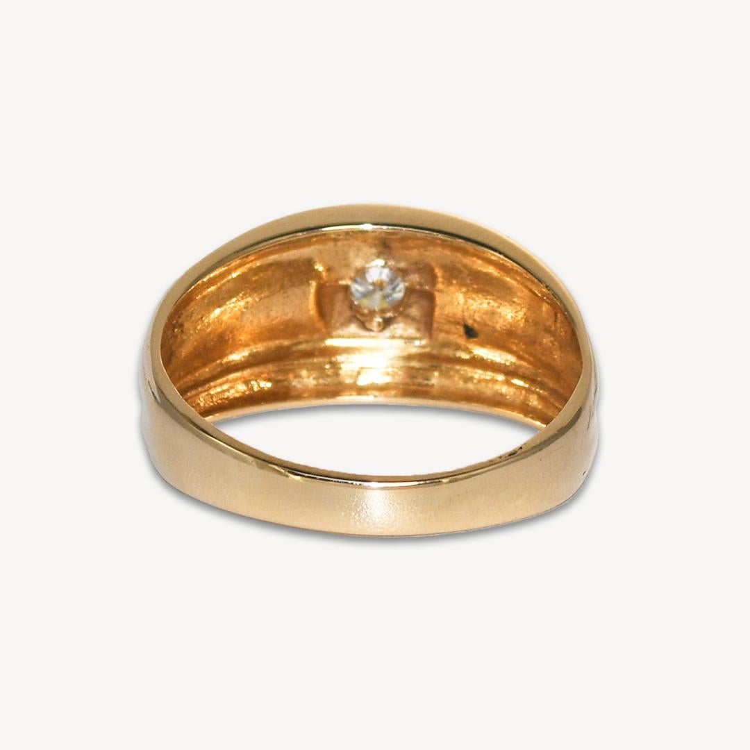 14K Yellow Gold Diamond Ring 0.20ct In Excellent Condition For Sale In Laguna Beach, CA