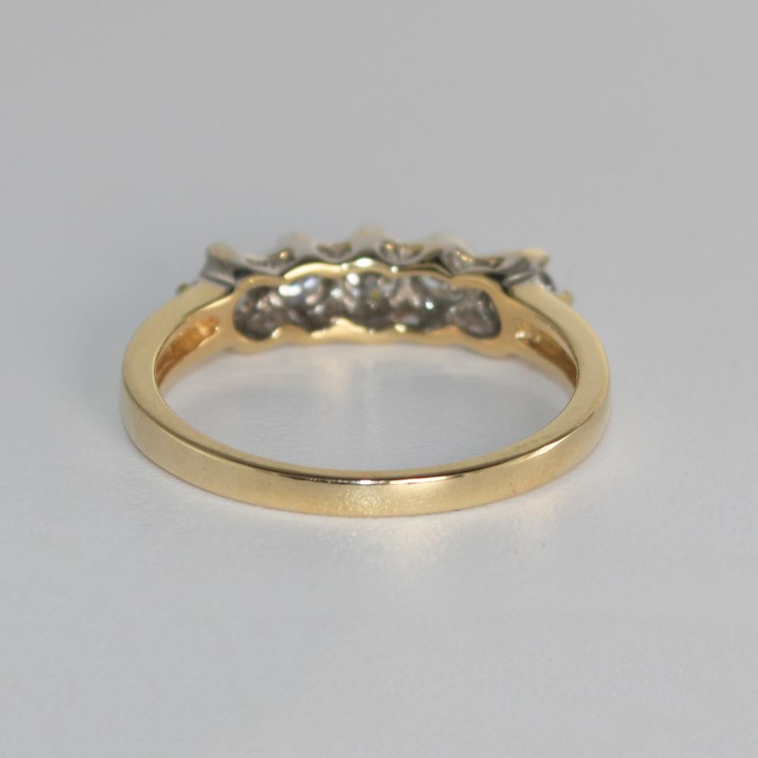 14K Yellow Gold Diamond Ring 2.4g In Excellent Condition For Sale In Laguna Beach, CA