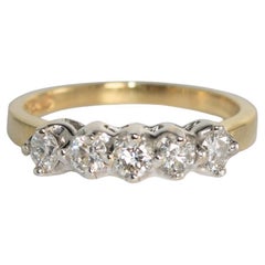 Anillo de diamantes de oro amarillo de 14 quilates 2,4 g