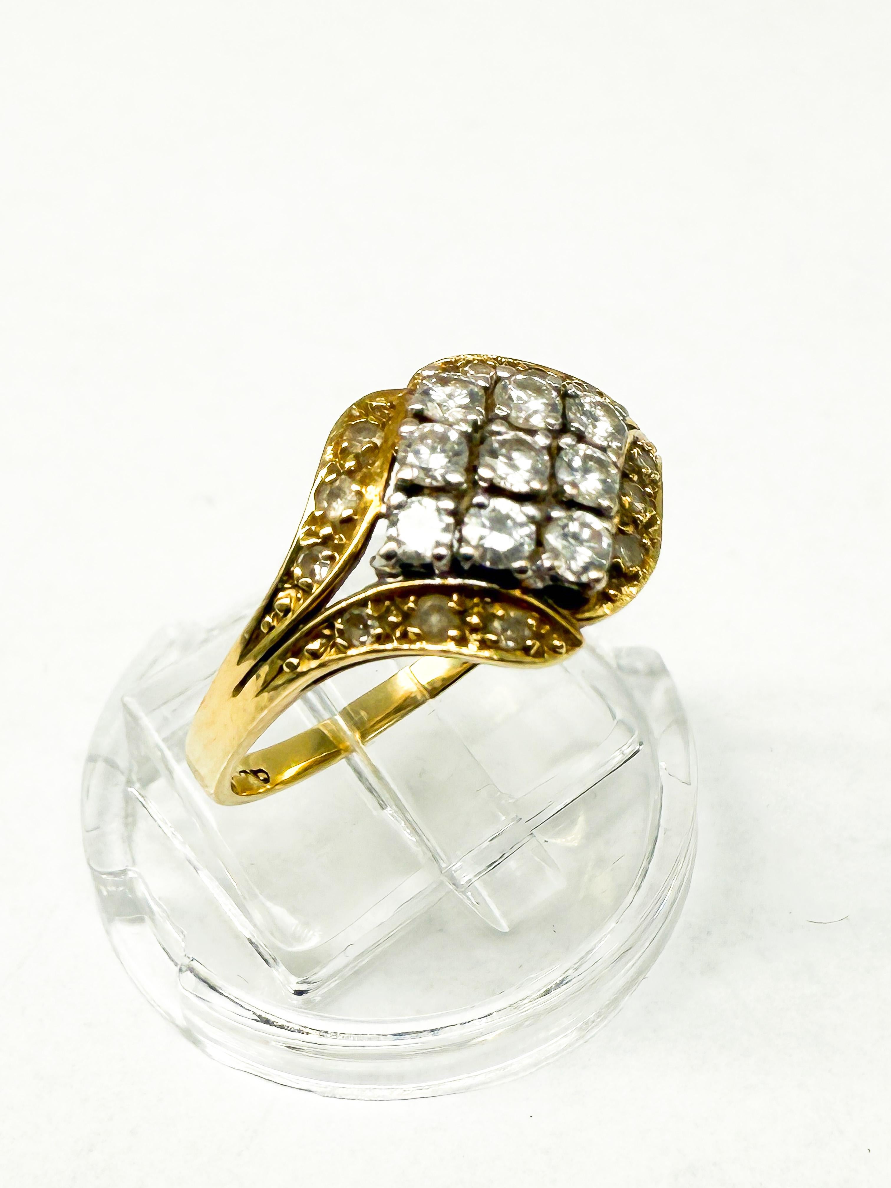 En vente :  Bague en or jaune 14 carats et diamants 3