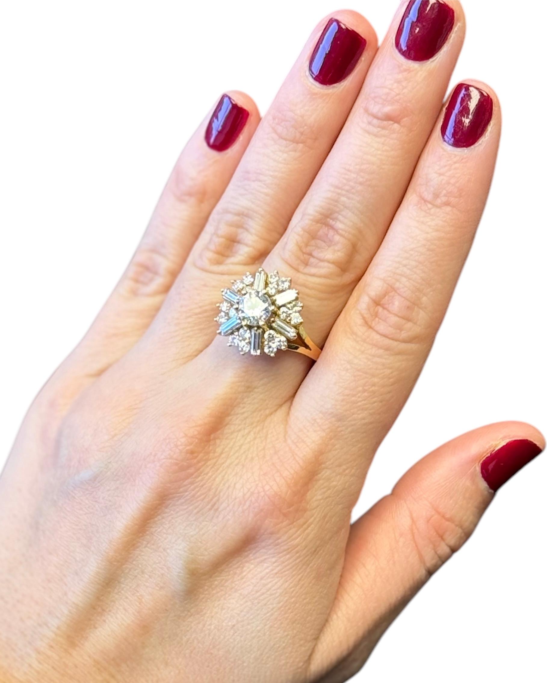 Bague en or jaune 14 carats et diamants Pour femmes en vente