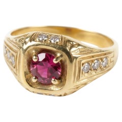 14K Yellow Gold Diamond & Ruby Pinky Vintage Luxury Ring