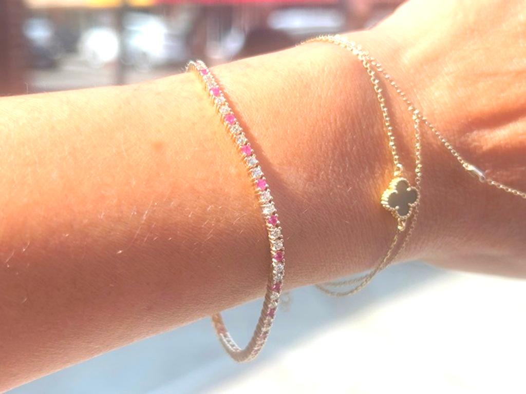 14K Gelbgold Diamant & Rubin Tennisarmband 2,36 Karat im Angebot 1
