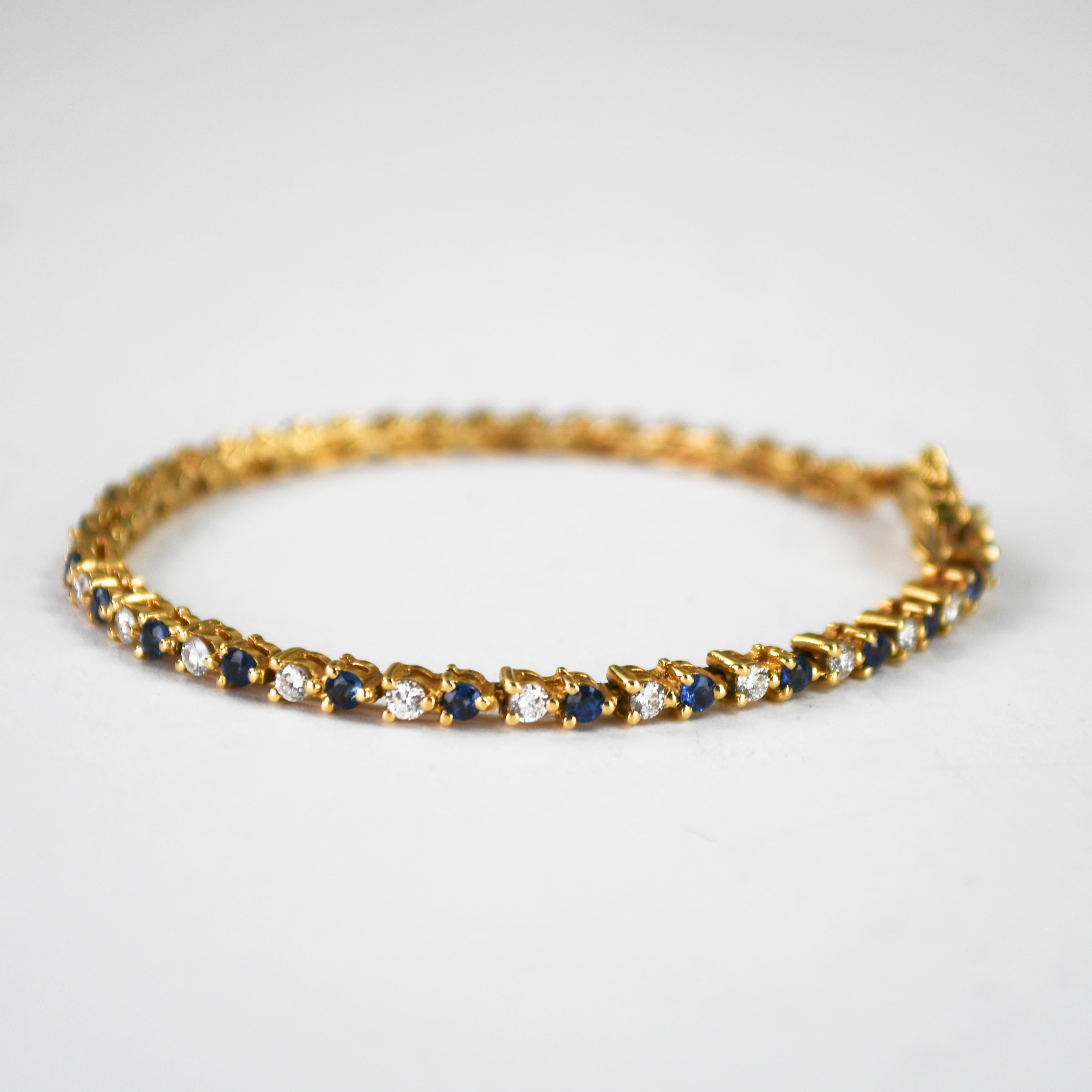 14K Gelbgold Diamant & Saphir Tennisarmband 9.6g im Zustand „Hervorragend“ im Angebot in Laguna Beach, CA
