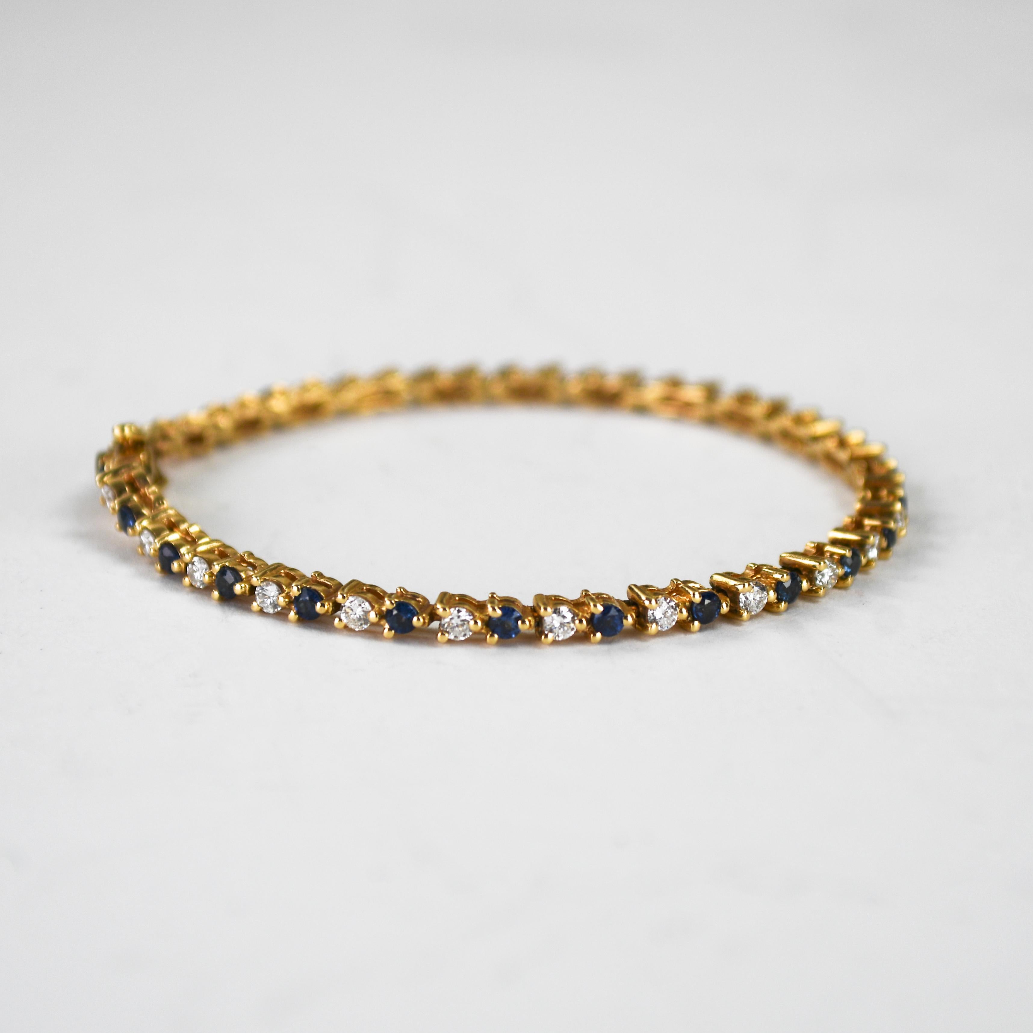 14K Gelbgold Diamant & Saphir Tennisarmband 9.6g für Damen oder Herren im Angebot