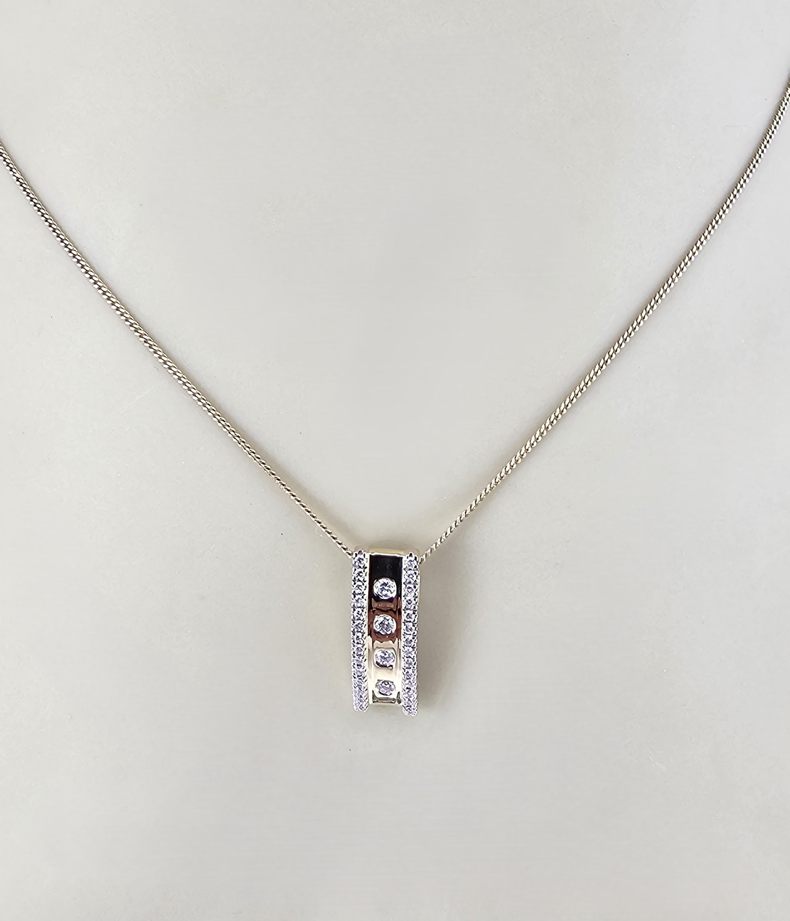 Pendentif coulissant en or jaune 14K avec diamant #23754 en vente 3