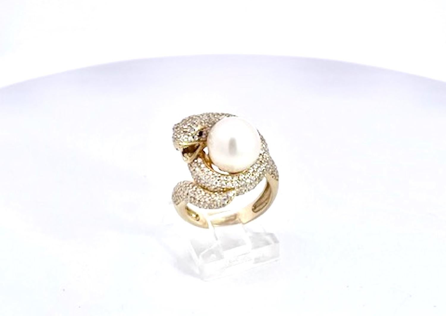 Bague serpent en or jaune 14K avec diamant et perle en vente 4