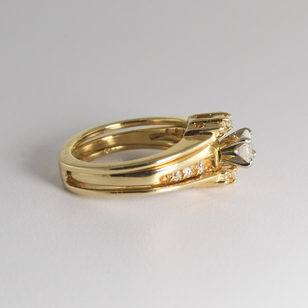 Taille ronde Bague solitaire en or jaune 14 carats avec diamants 0,60 carat en vente
