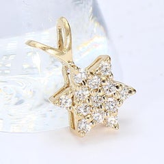 Pendentif étoile de David en or jaune 14k et diamants