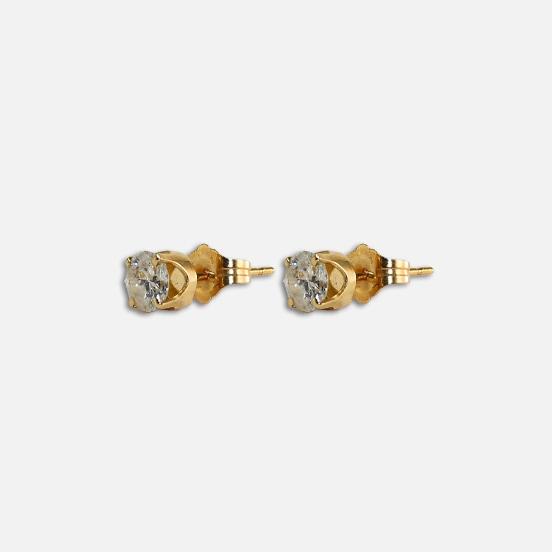 14K Yellow Gold Diamond Stud Earrings 0.80ct In Excellent Condition For Sale In Laguna Beach, CA