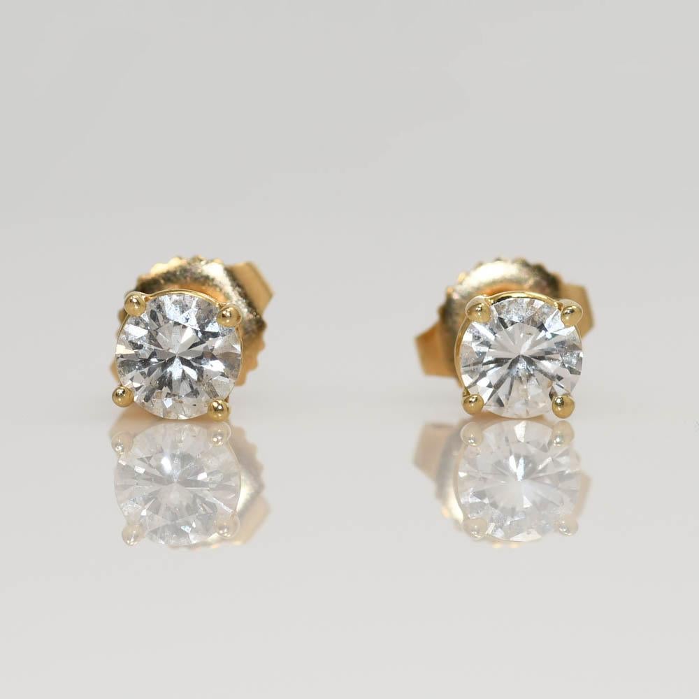 Round Cut 14K Yellow Gold Diamond Stud Earrings .80tdw, H-i/ i1 For Sale