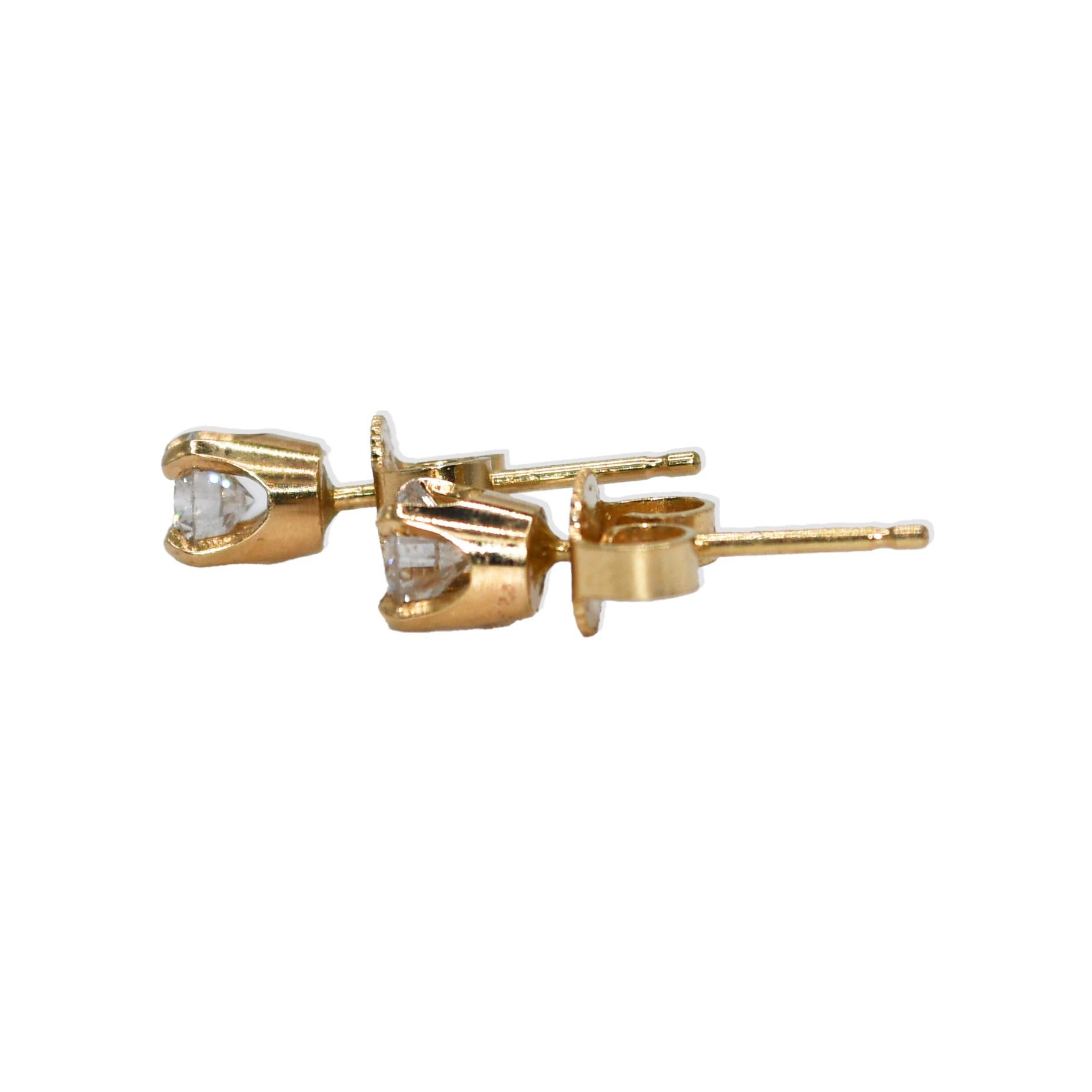 14K Yellow Gold Diamond Stud Earrings For Sale 1