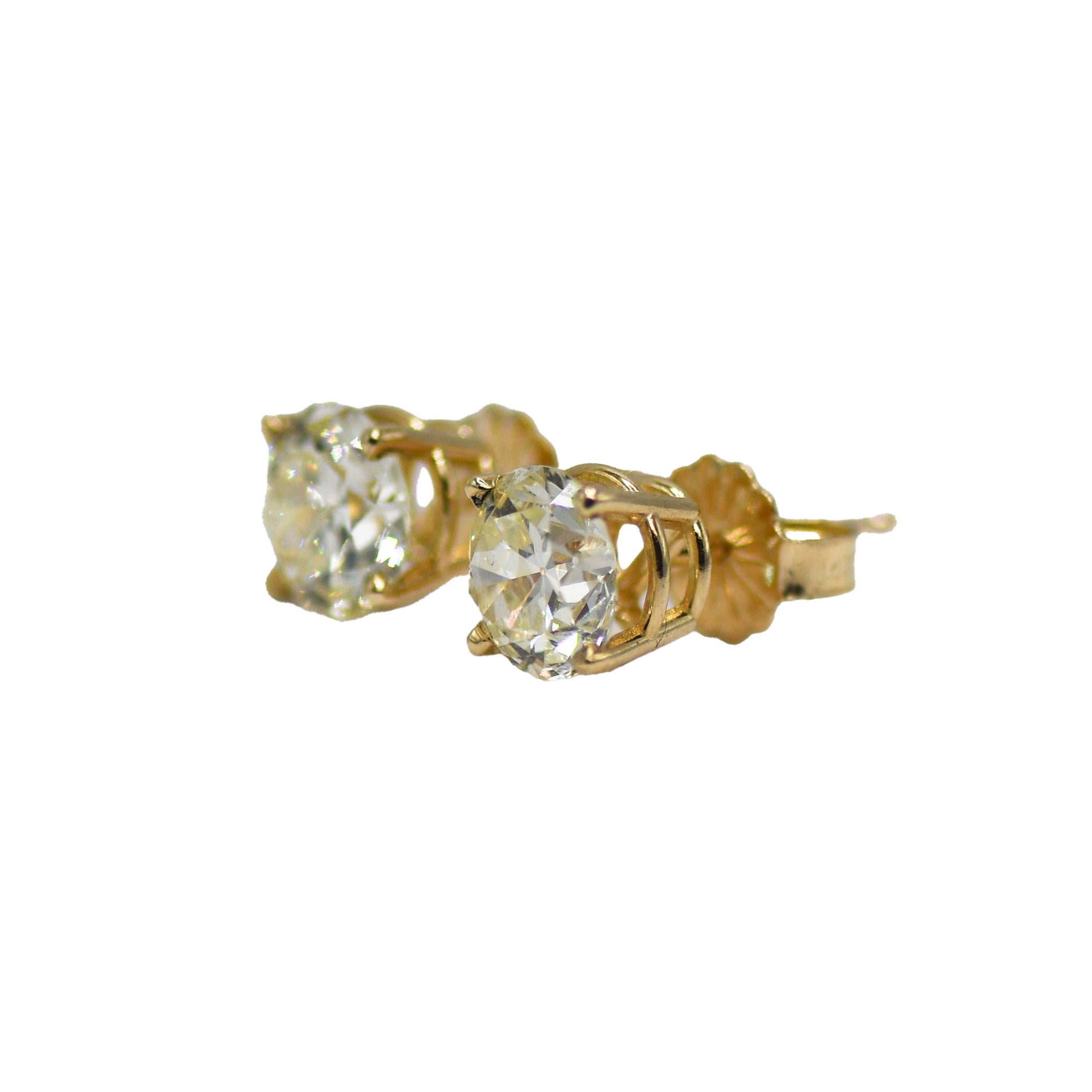 14K Yellow Gold Diamond Stud Earrings 2