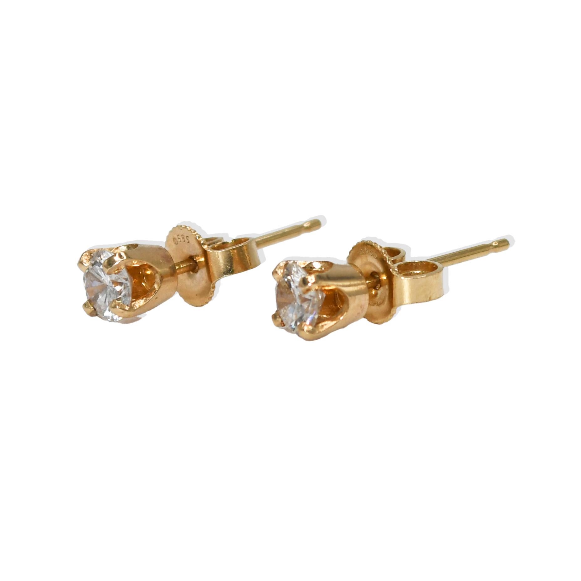 14K Yellow Gold Diamond Stud Earrings For Sale 2