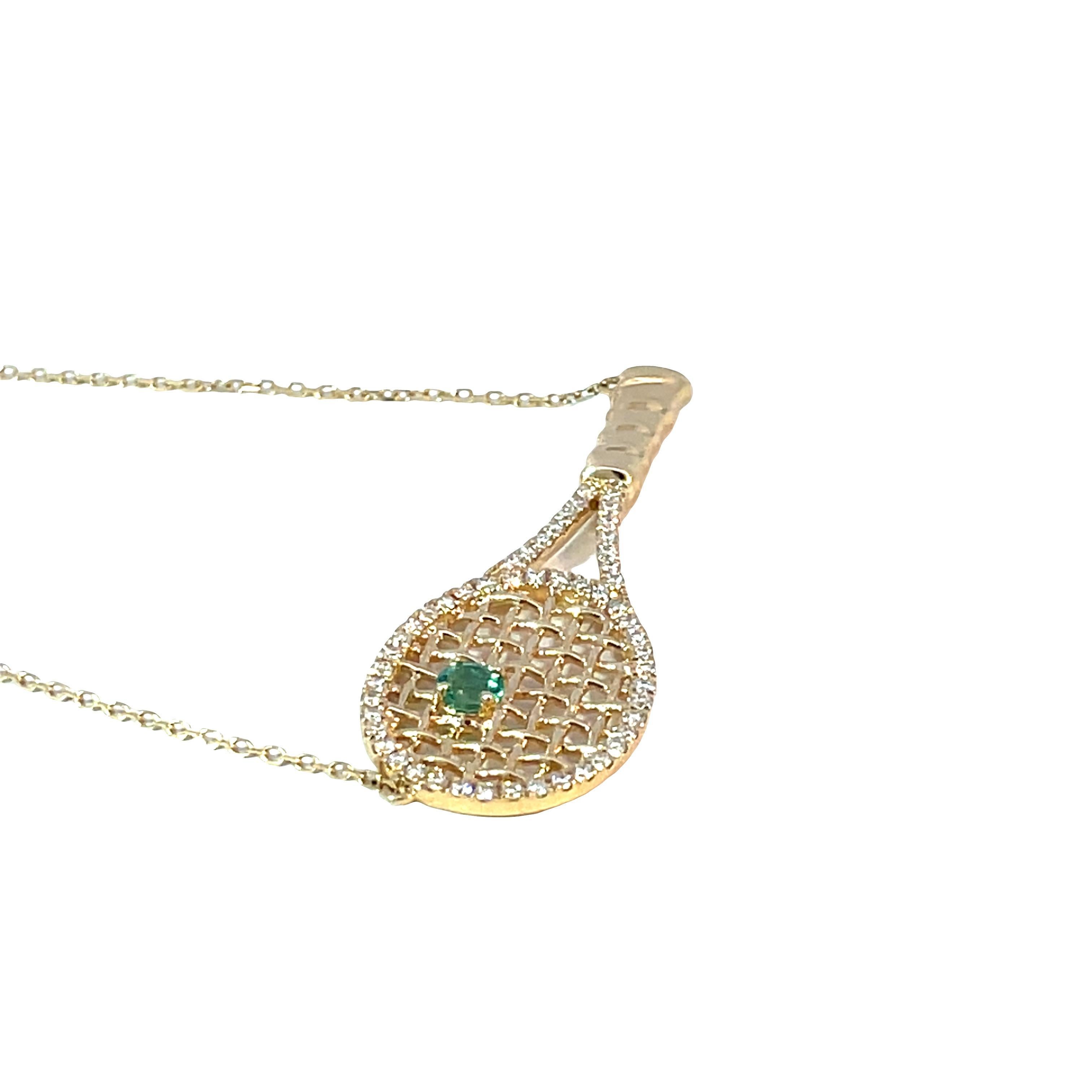 Moderno 14K Yellow Gold Diamond studded Badminton Racket Pendant Necklace in vendita