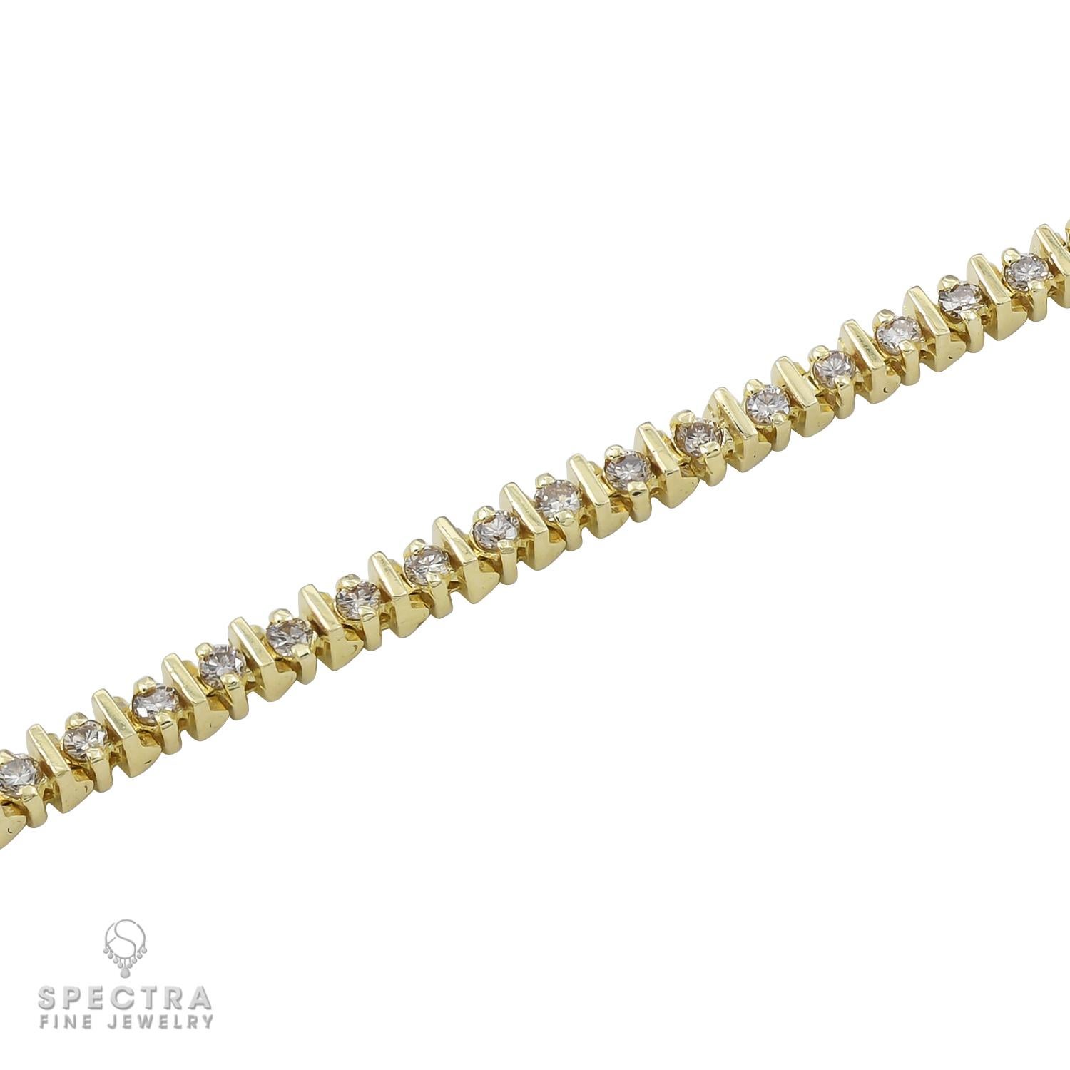 14k Yellow Gold Diamond Tennis Bracelet In New Condition For Sale In New York, NY