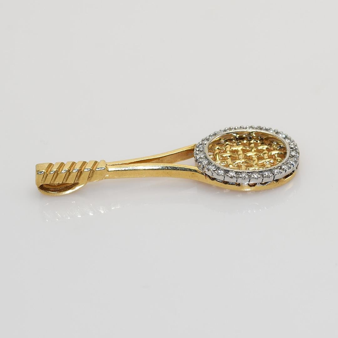 Colgante de oro amarillo de 14 quilates con raqueta de tenis de diamantes 3,6 g en Excelente Estado en Laguna Beach, CA