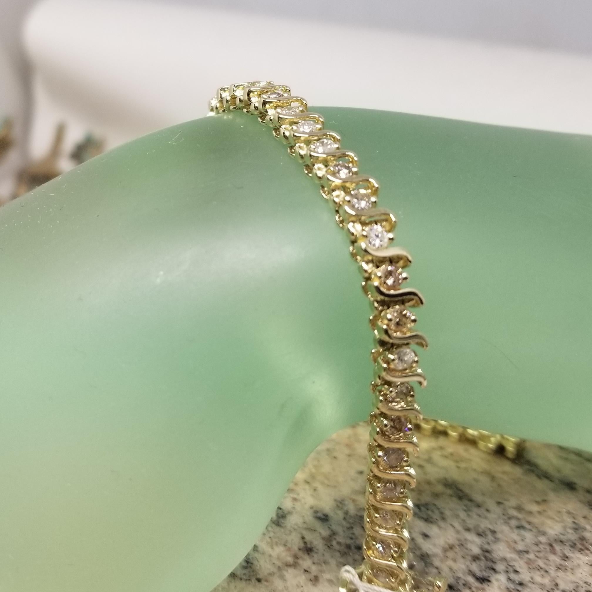 Bracelet tennis en or jaune 14 carats avec diamants en forme de S de 3,10 carats en vente 1