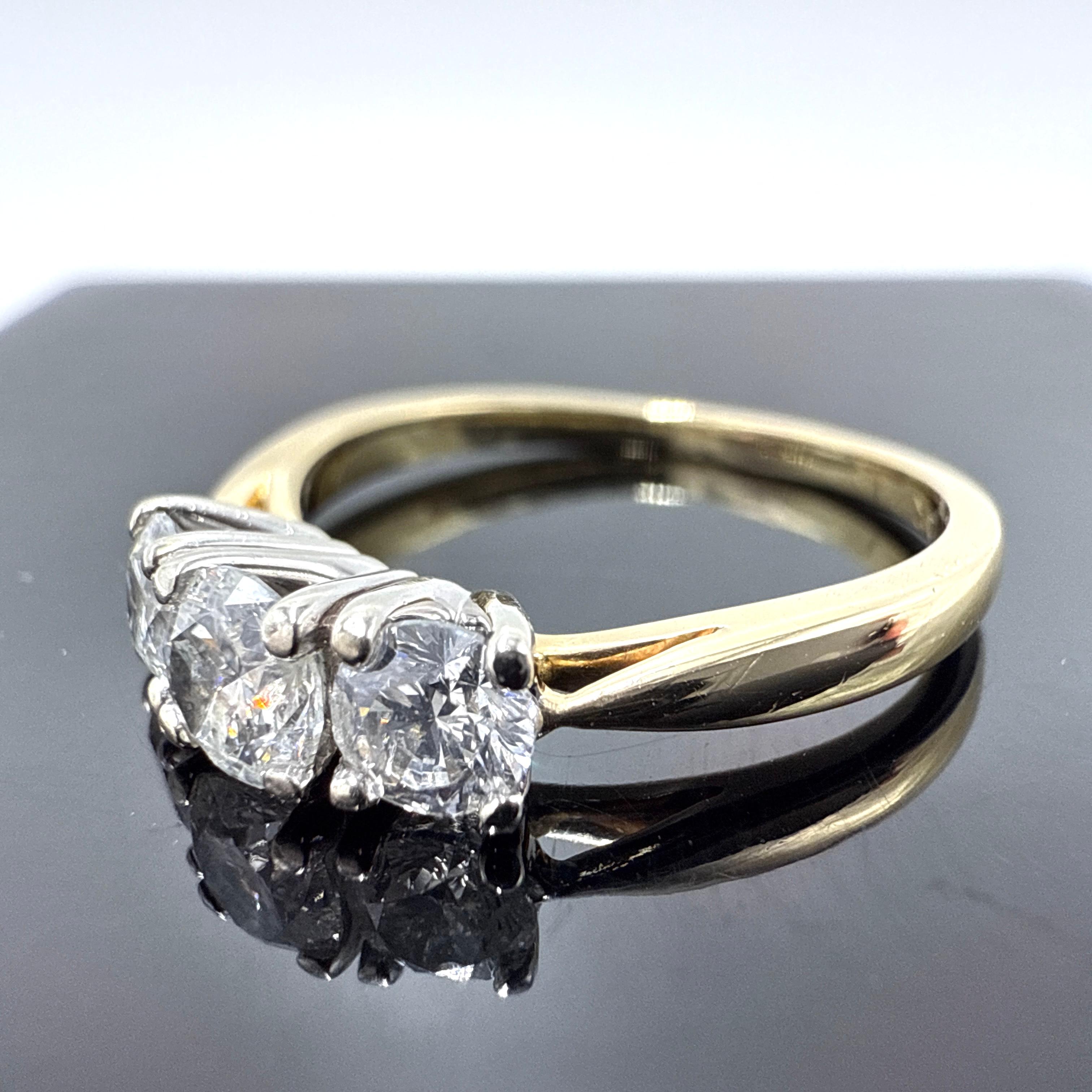 Taille ronde Bague 