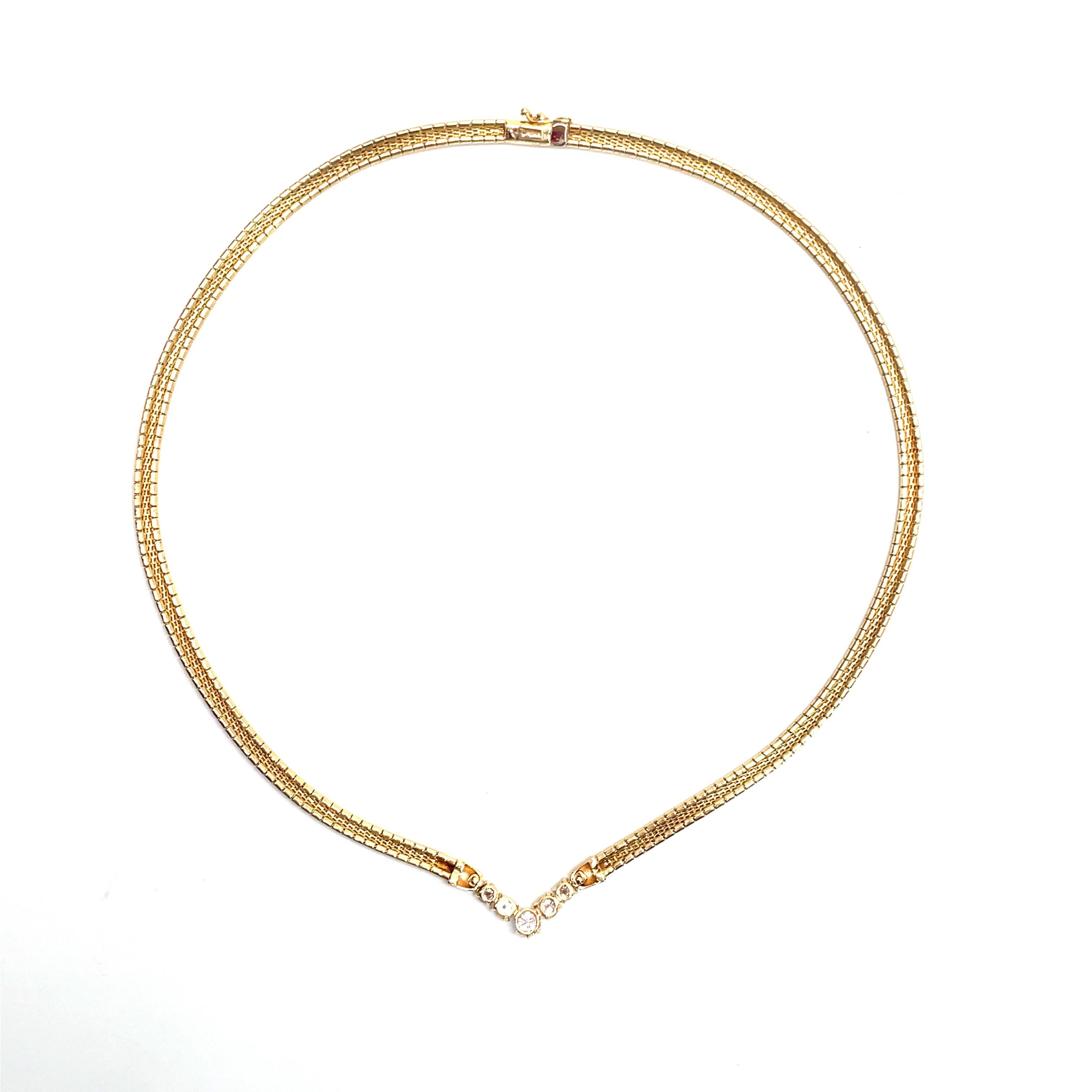 Round Cut 14K Yellow Gold Diamond 'V' Necklace