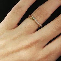 14K Yellow Gold Diamond "V" Ring Chevron Stacking Band Size 5