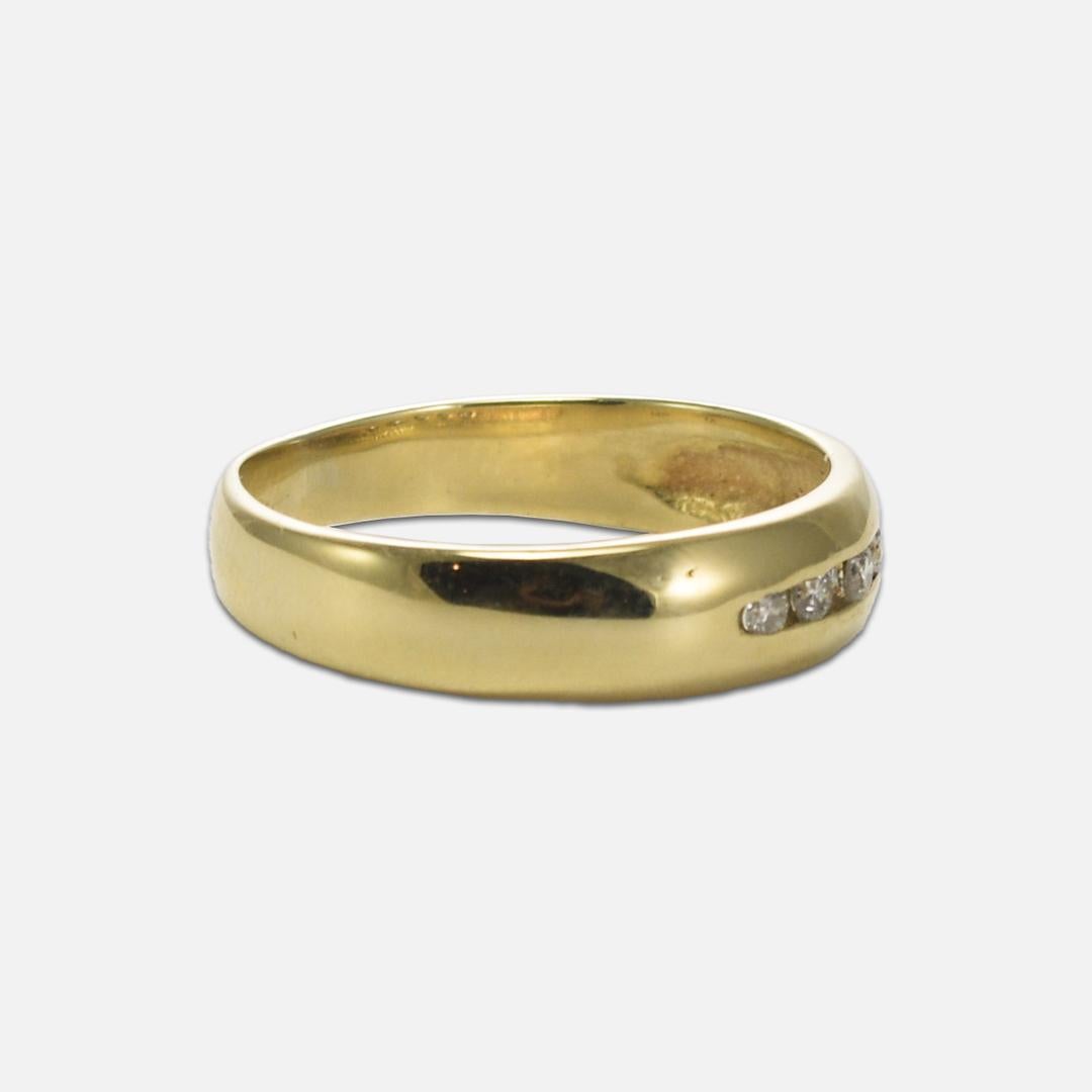 Round Cut 14K Yellow Gold Diamond Wedding Band 0.10ct