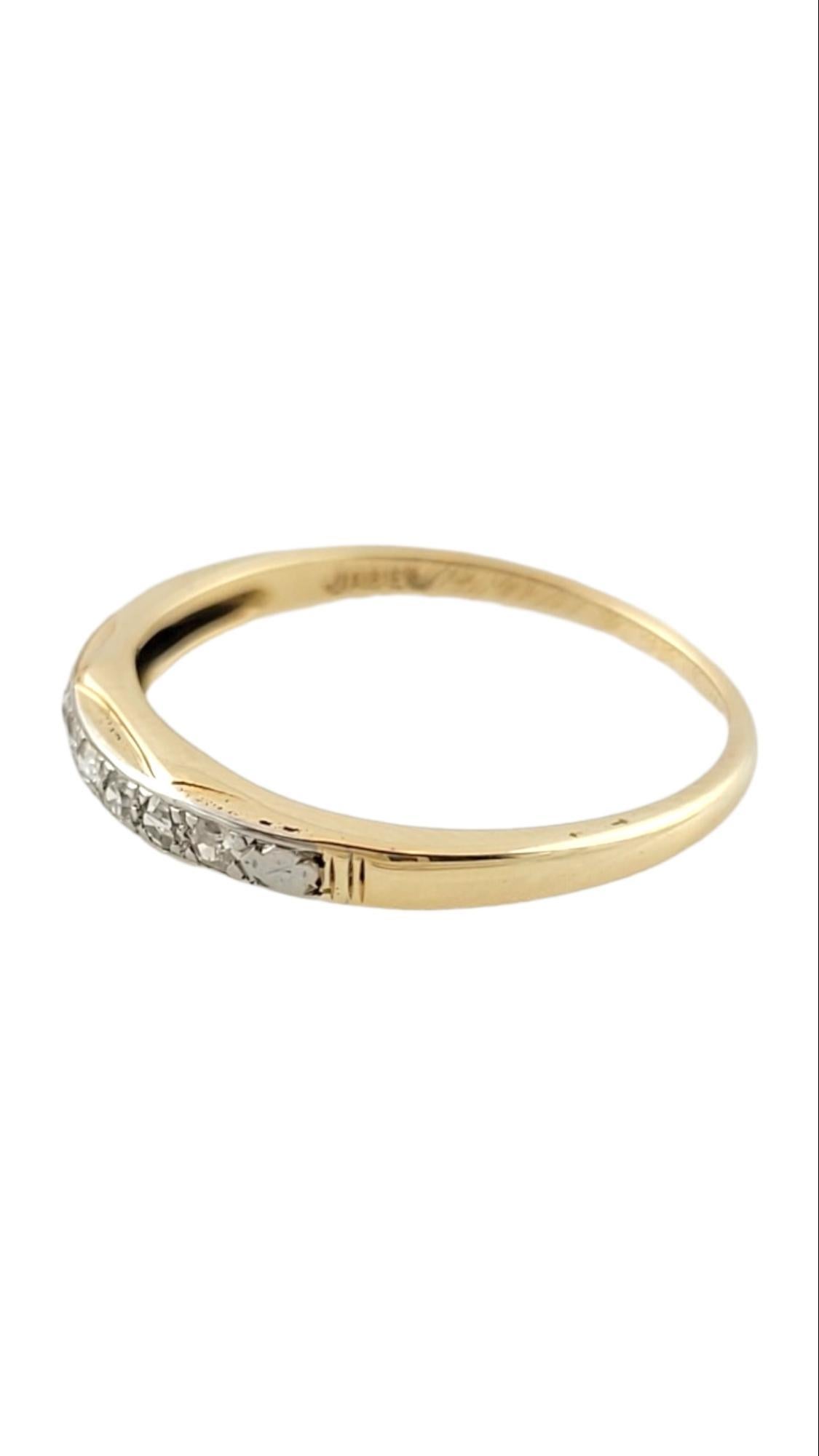 14K Yellow Gold Diamond Wedding Band Size 5.5

This gorgeous wedding ring features 7 sparkling, old single cut diamonds all set in a 14K yellow gold band!

Approximate total diamond weight: 0.07 cts

Diamond color: H-I

Diamond clarity: SI1

Size: