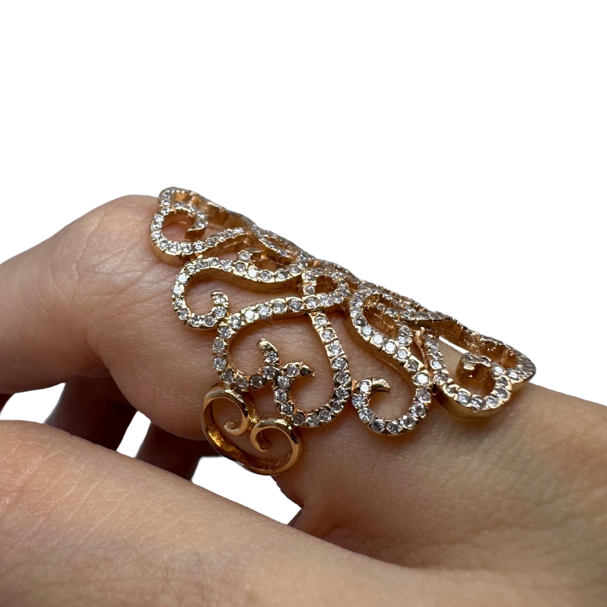 Anillo de oro amarillo de 14 quilates con banda ancha de diamantes en venta 1