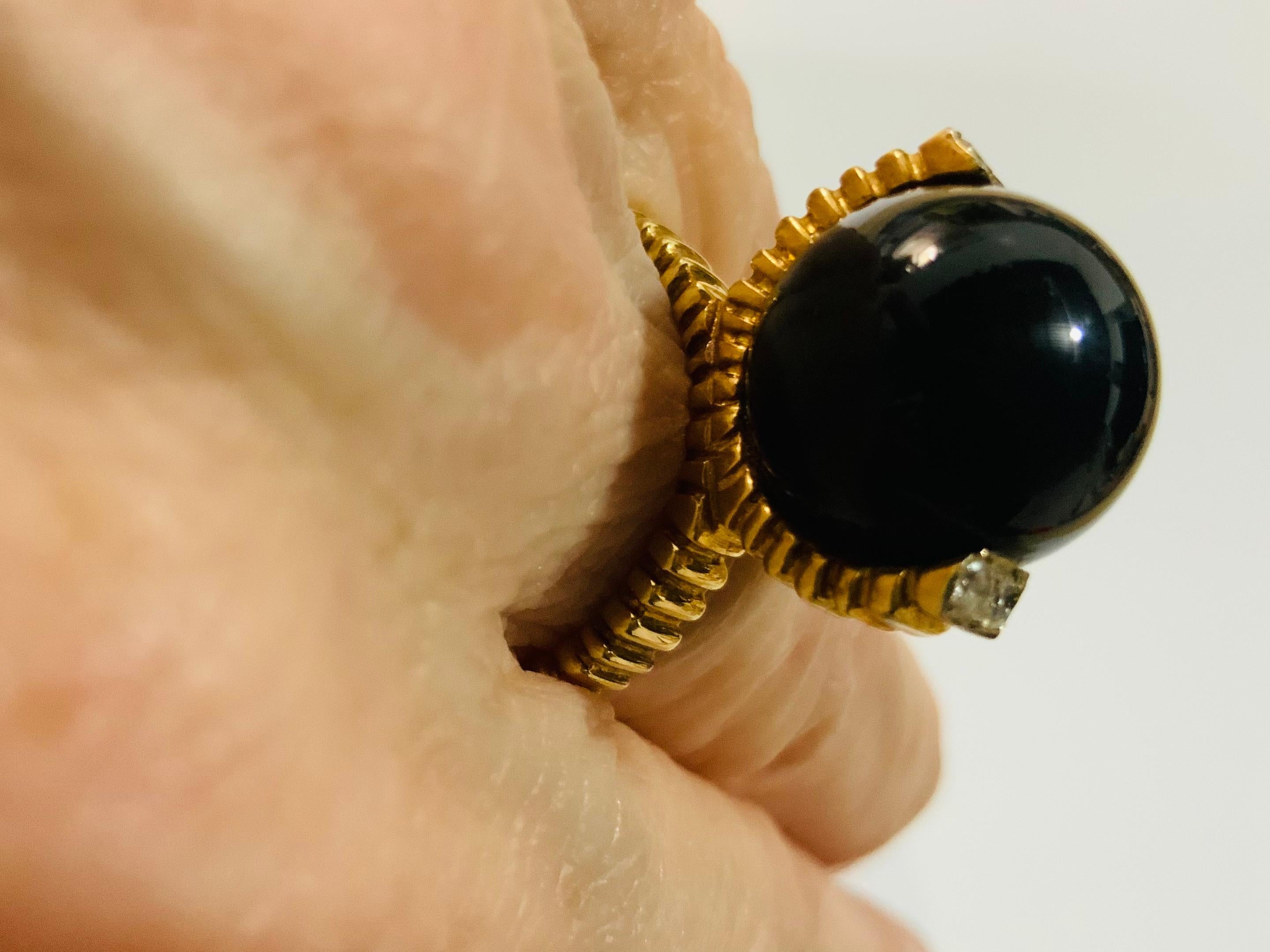 14K Yellow Gold Diamonds And Black Stone Ring For Sale 3
