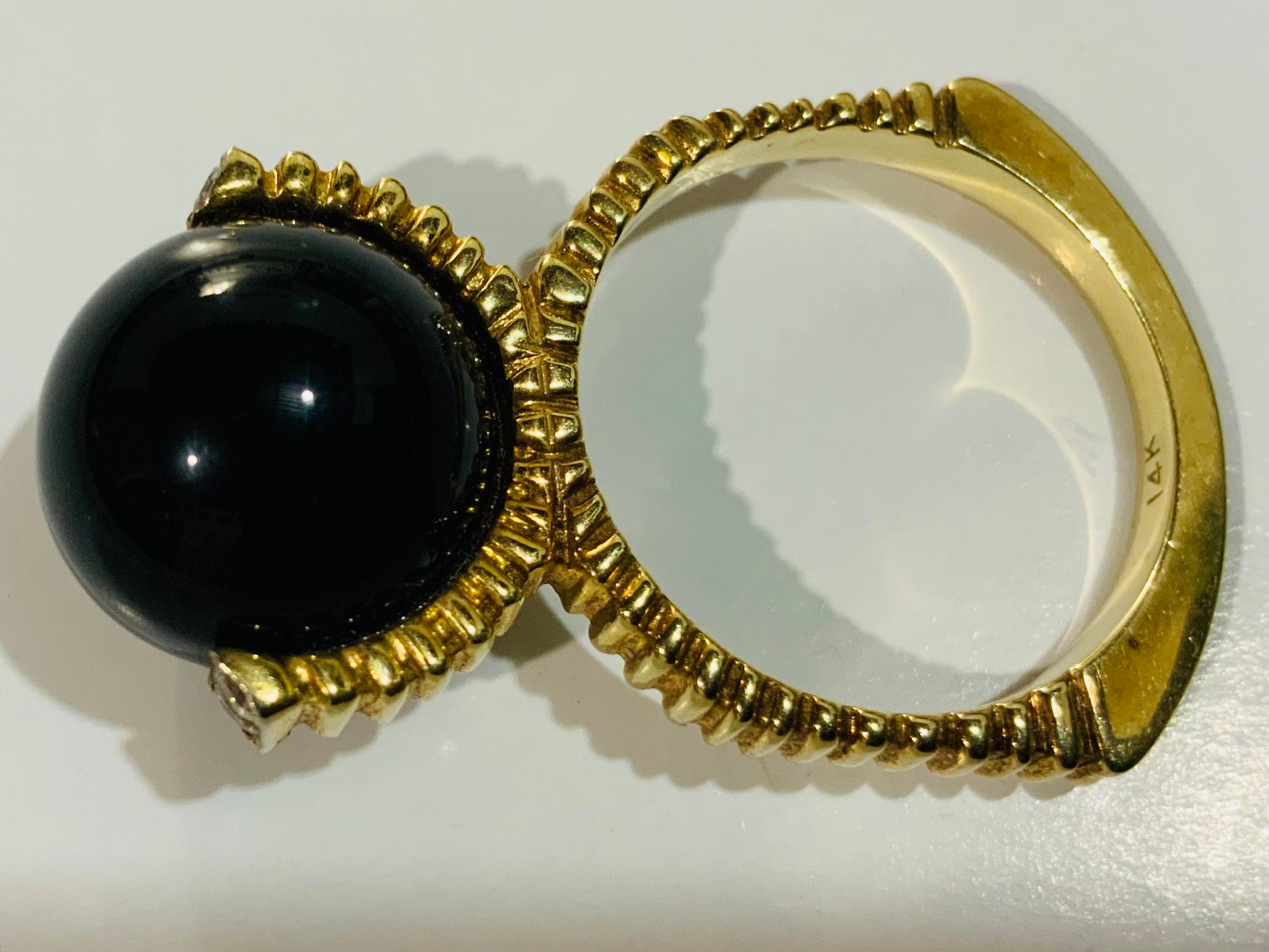 14K Yellow Gold Diamonds And Black Stone Ring For Sale 8