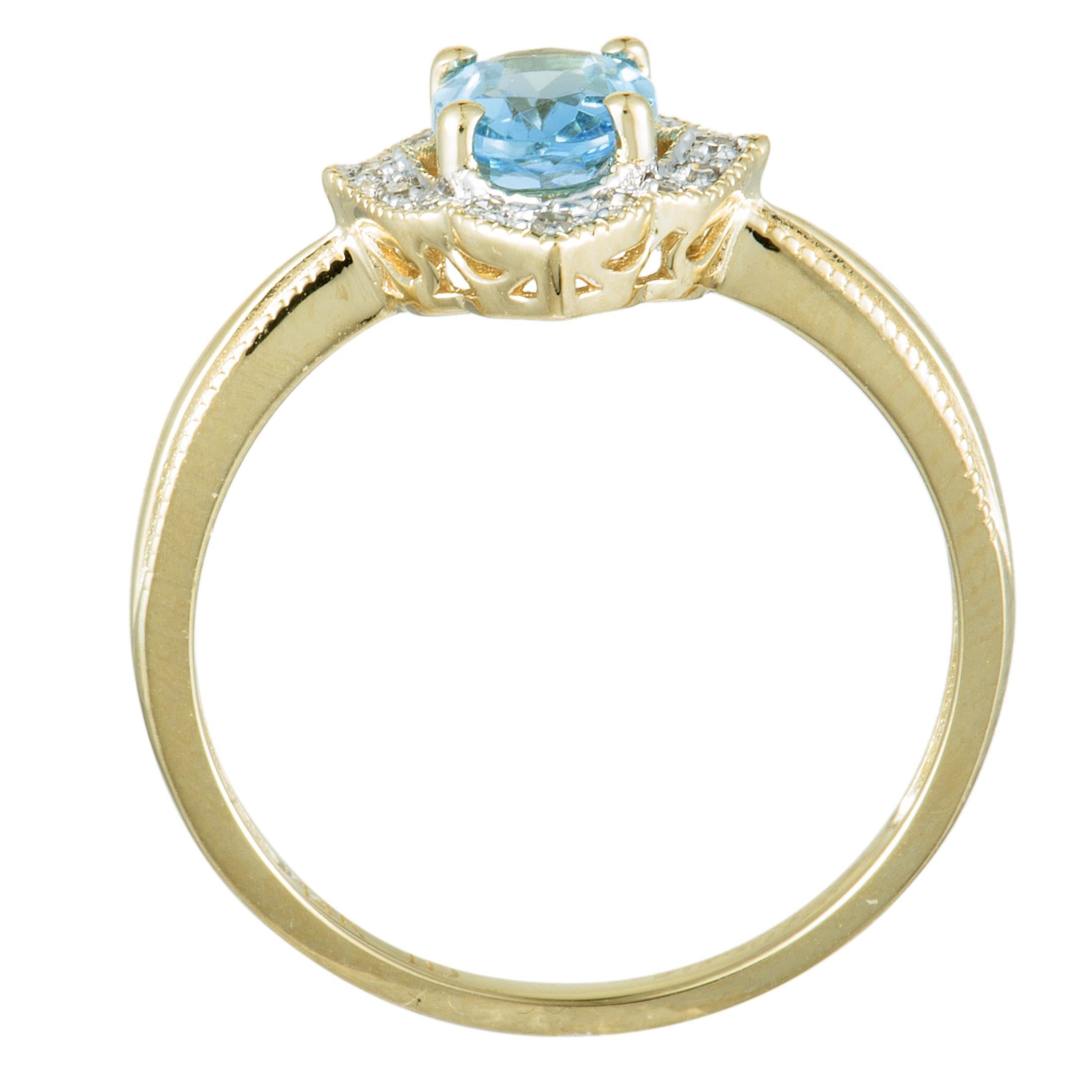 Creating an attractive contrast with the brightly gleaming gold and diamonds, the enticing topaz gives an intriguing aesthetic twist to this wonderful jewelry piece that is designed in a splendidly classic fashion. The ring is beautifully crafted