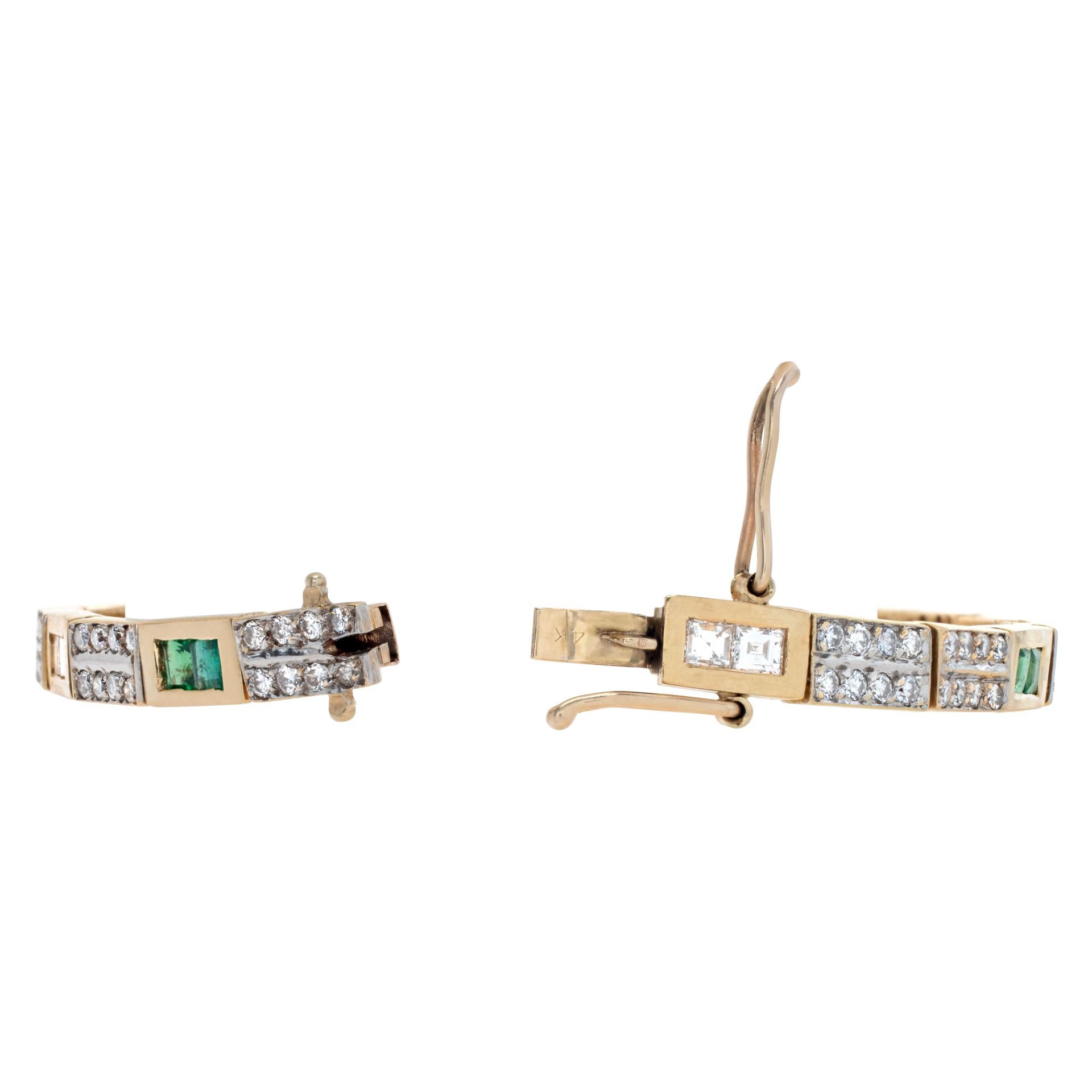 Women's 14k yellow gold Diamonds & Emerald bracelet For Sale