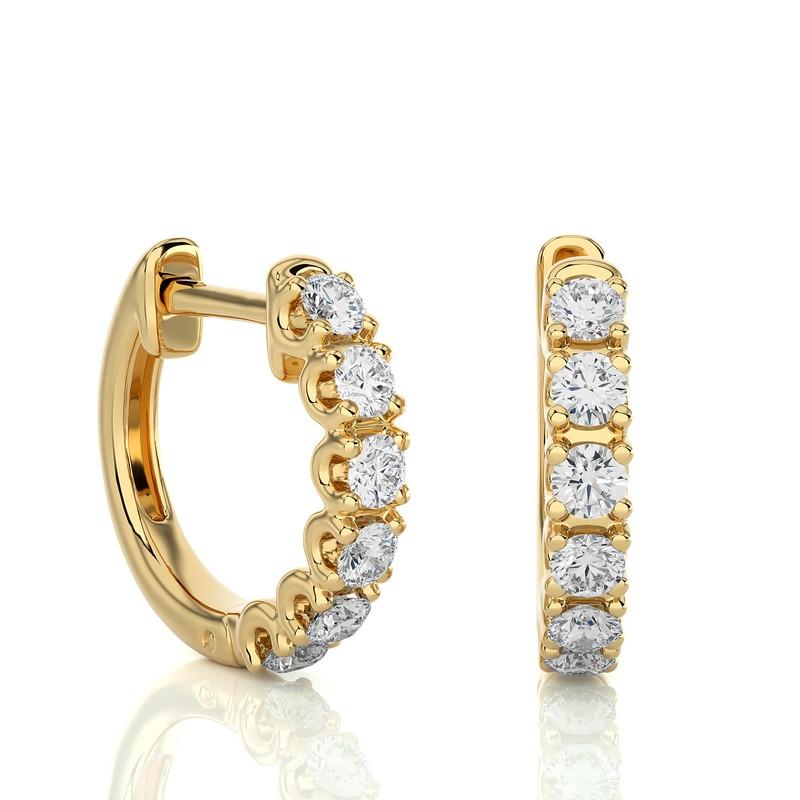 Moderno Orecchino Huggie in oro giallo 14K con diamanti -0,46 CTW in vendita