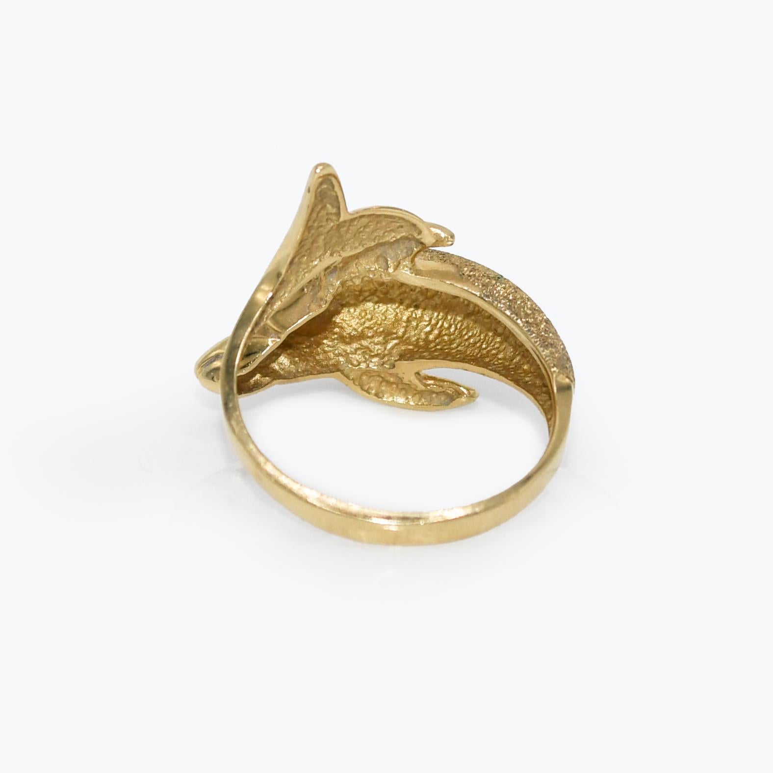 14k Yellow Gold Dolphin Ring 3.8g For Sale 1