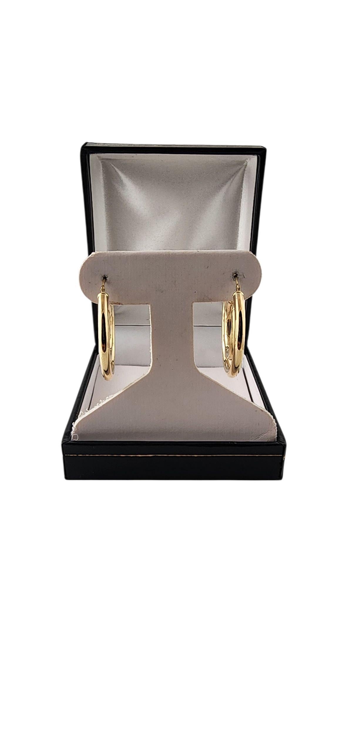 Boucles d'oreilles double en or jaune 14k #23094 en vente 2