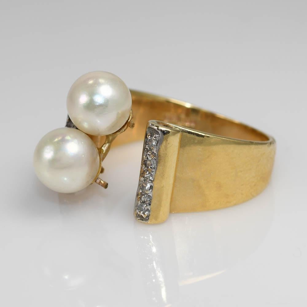 14K Yellow Gold Dual Pearl & Diamond Ring In Excellent Condition In Laguna Beach, CA