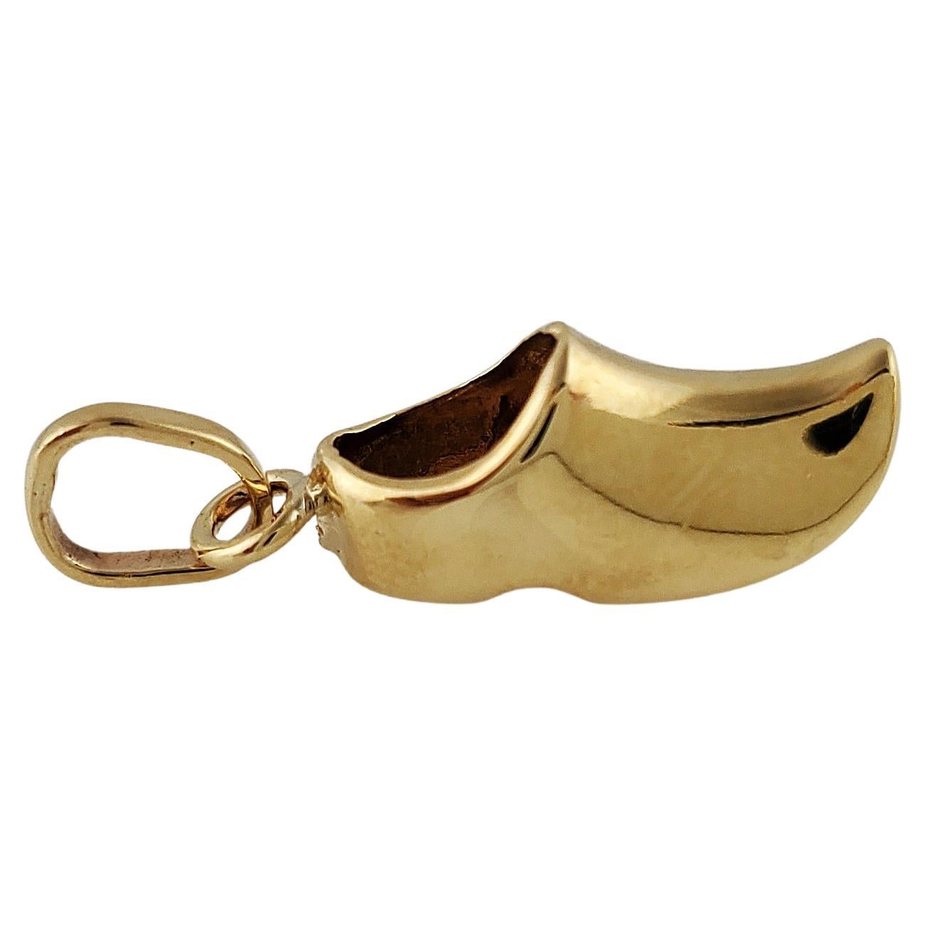 14 Karat Yellow Gold Filigree Dutch Shoe Charm at 1stDibs