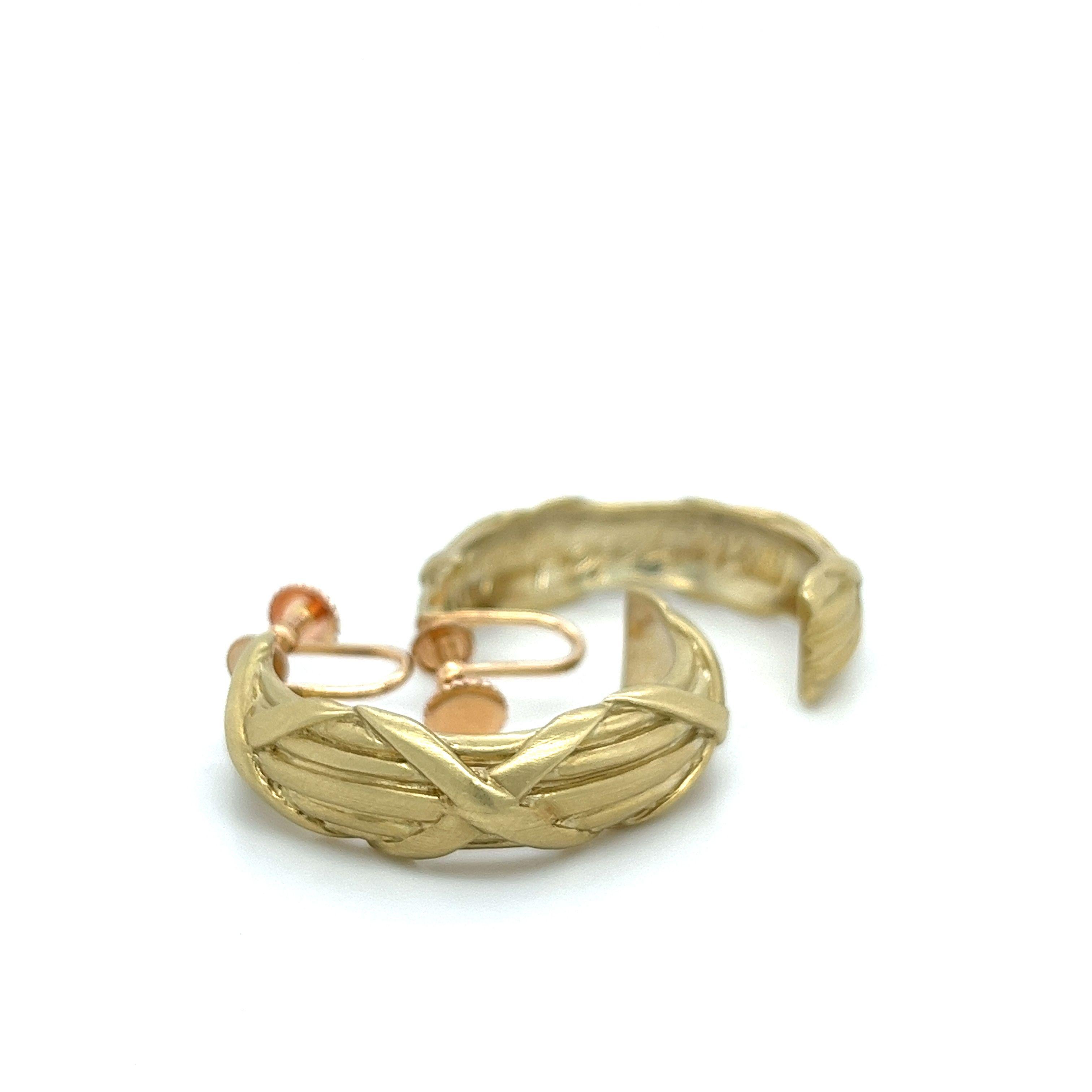 Set di orecchini, anelli e braccialetti in oro giallo 14K  Mignon Faget Spazzolato in vendita 1